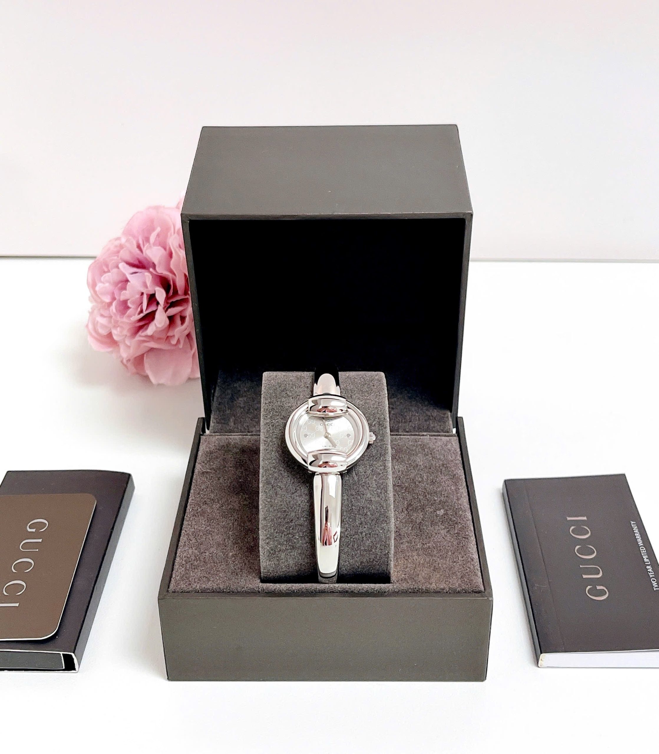 Ảnh 4 của (ĐỒNG HỒ NỮ) Gucci YA014512 Women's 1400 Series 25 MM Quartz White Silver