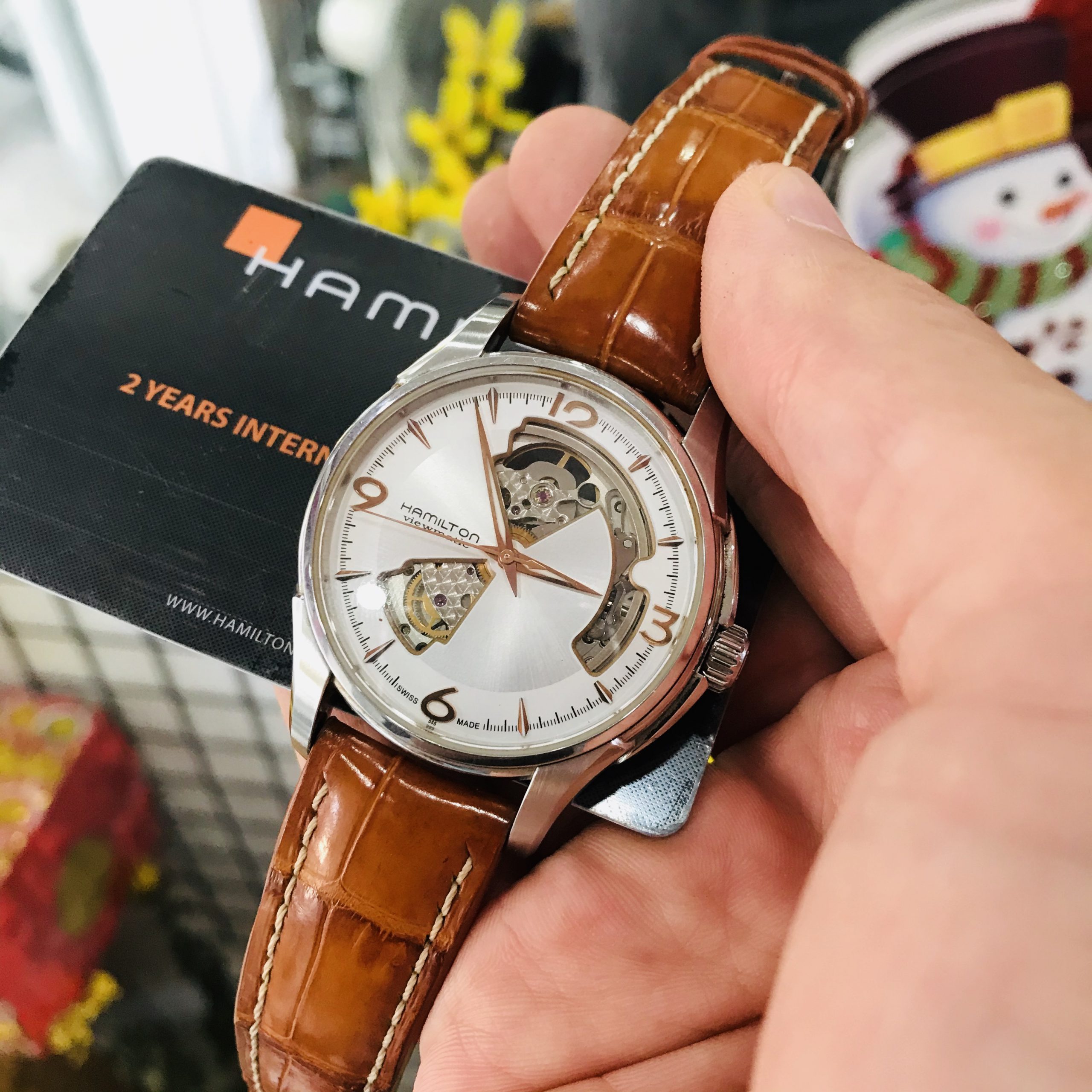 Ảnh 2 của HAMILTON Jazzmaster Open Heart Automatic Watch 40mm- H32565555
