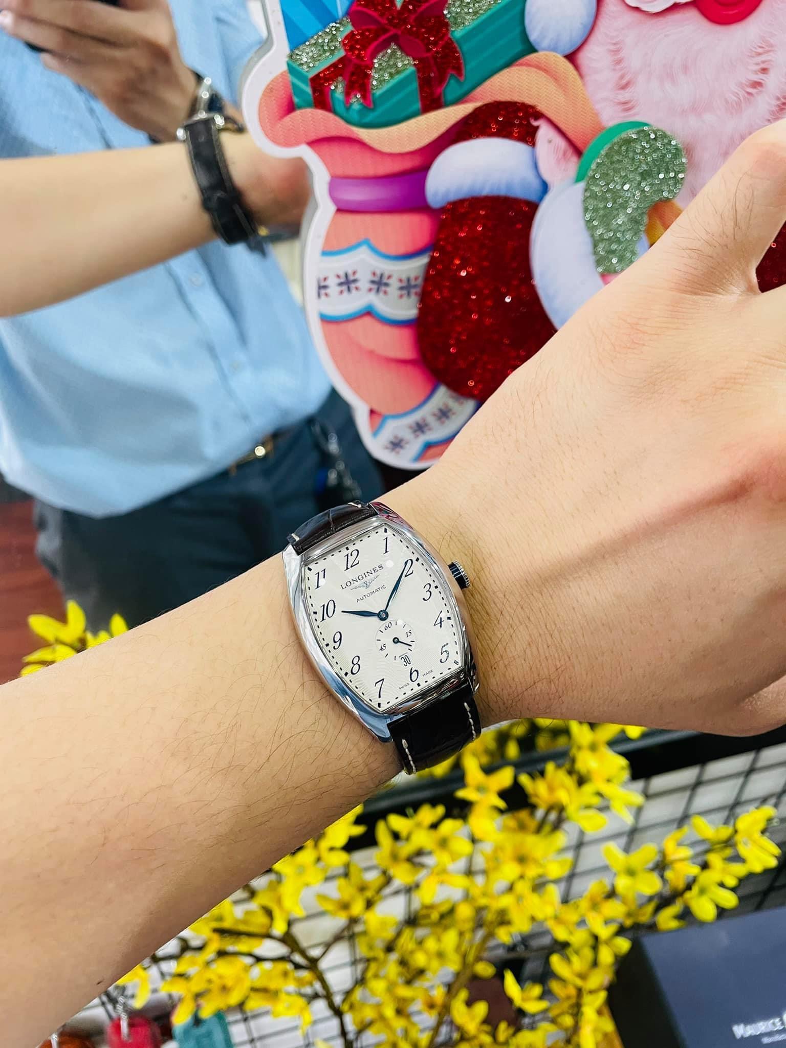Ảnh 8 của [Deal Lướt] Longines Evidenza L2.642.4.73.4 Watch 33.1X38.75mm Dáng Toneau cực chất