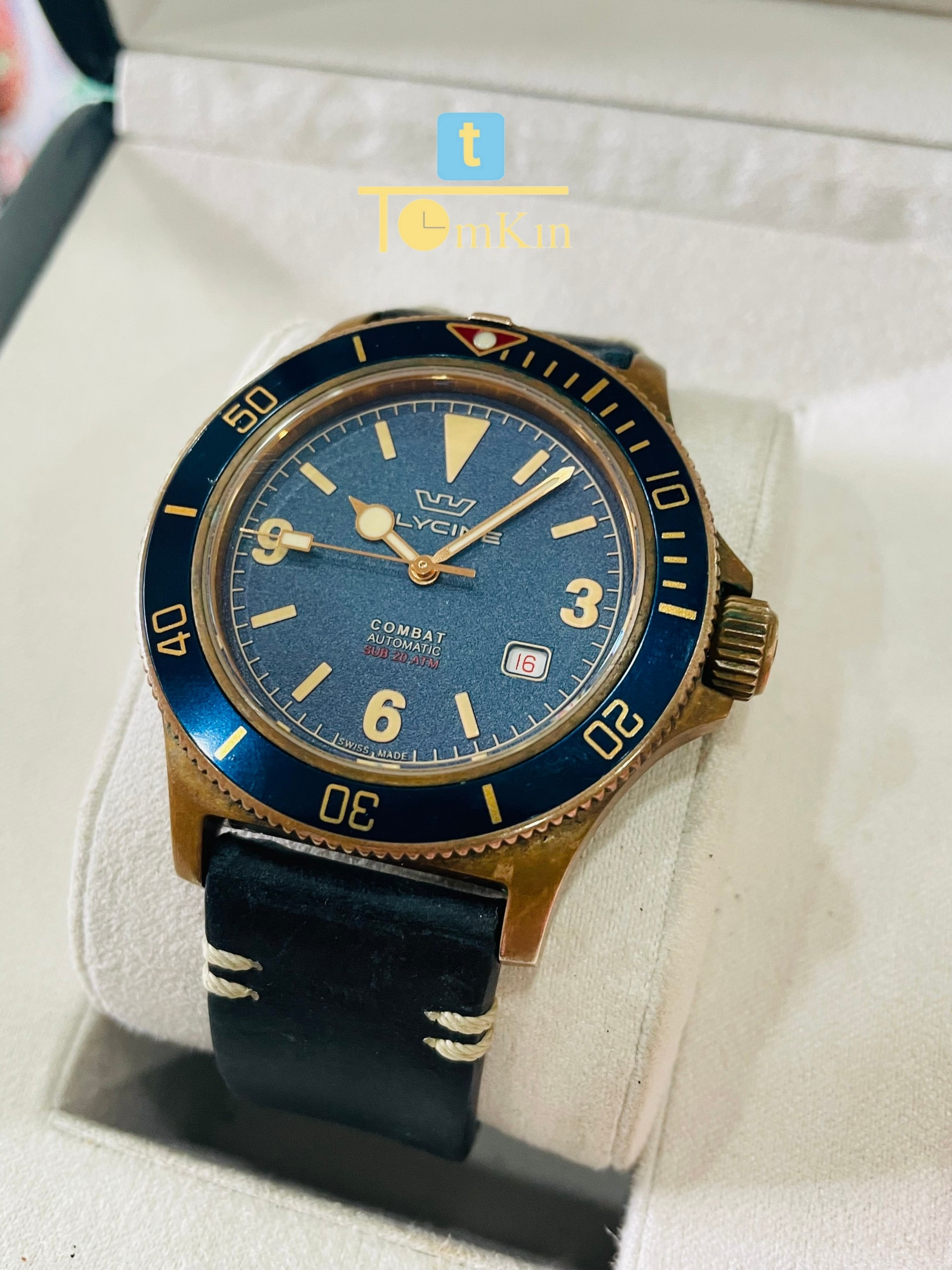 (DEAL LƯỚT) ĐỒNG HỒ NAM Glycine Men GL0421 Combat Sub Bronze 42mm Leather Watch