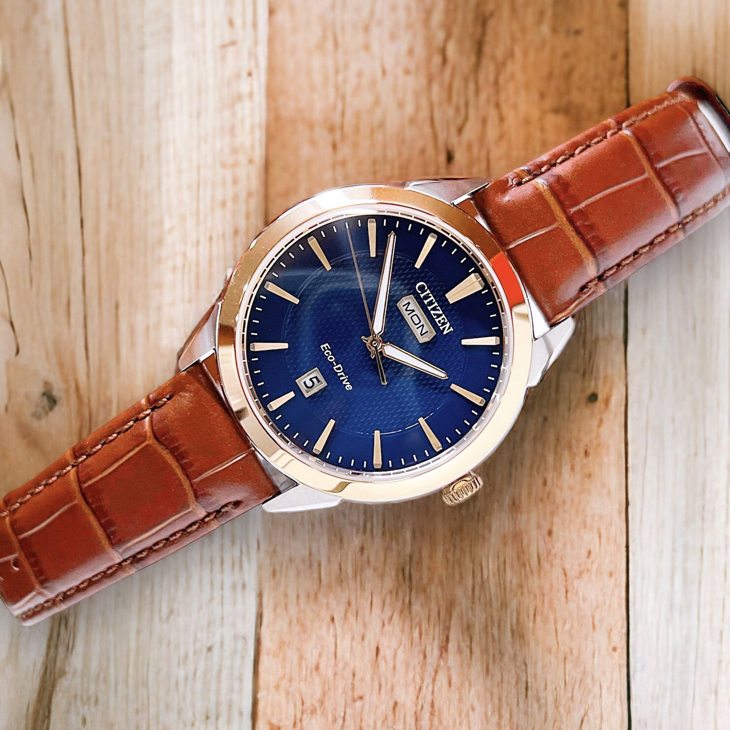 Ảnh 3 của (ĐỒNG HỒ NAM) Citizen Eco-Drive Rolan Navy AW0096-06L 40mm