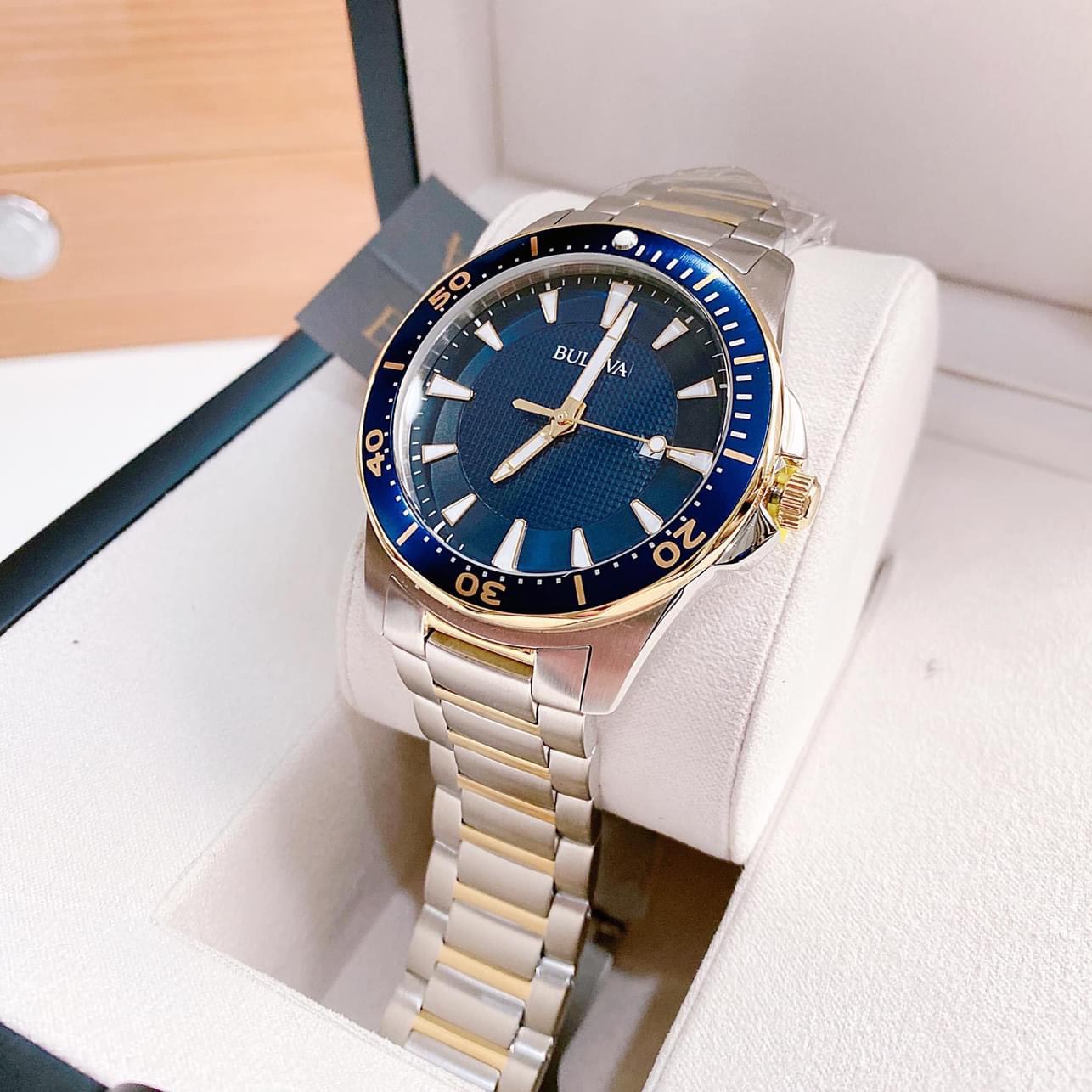 (ĐỒNG HỒ NAM) Bulova Mens Classic Two Tone Blue Dial Stainless Steel Watch 98B329 43mm
