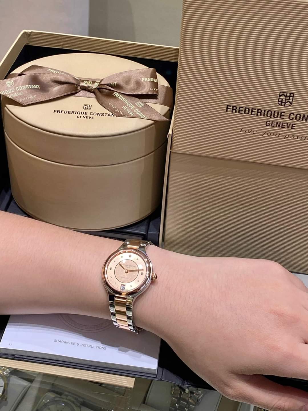 Ảnh 7 của (ĐỒNG HỒ NỮ) FREDERIQUE CONSTANT AUTOMATIC FC-306LOD3ER2B FC306LOD3ER2B (306LOD3ER2B) 33mm