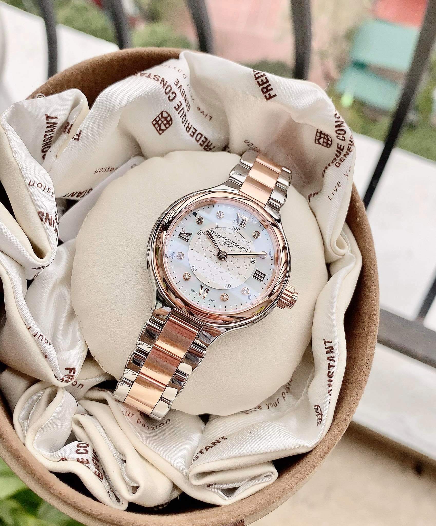 Ảnh 4 của Frederique Constant 281WHD3ER2B