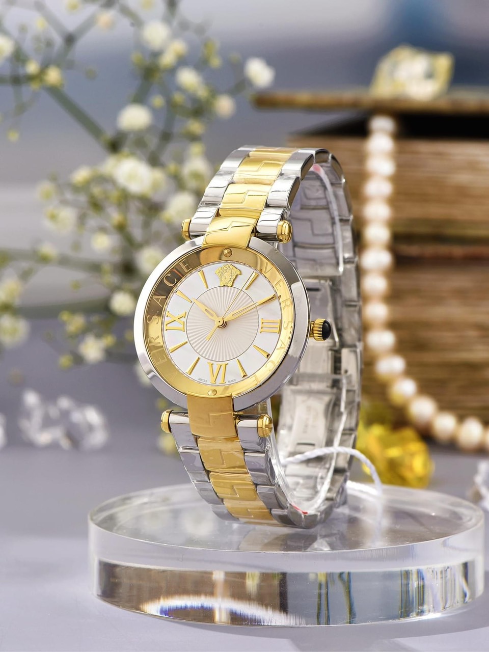 (ĐỒNG HỒ NỮ) Versace Revive Two Tone Stainless Steel White MOP Dial Watch VAI050016 35mm