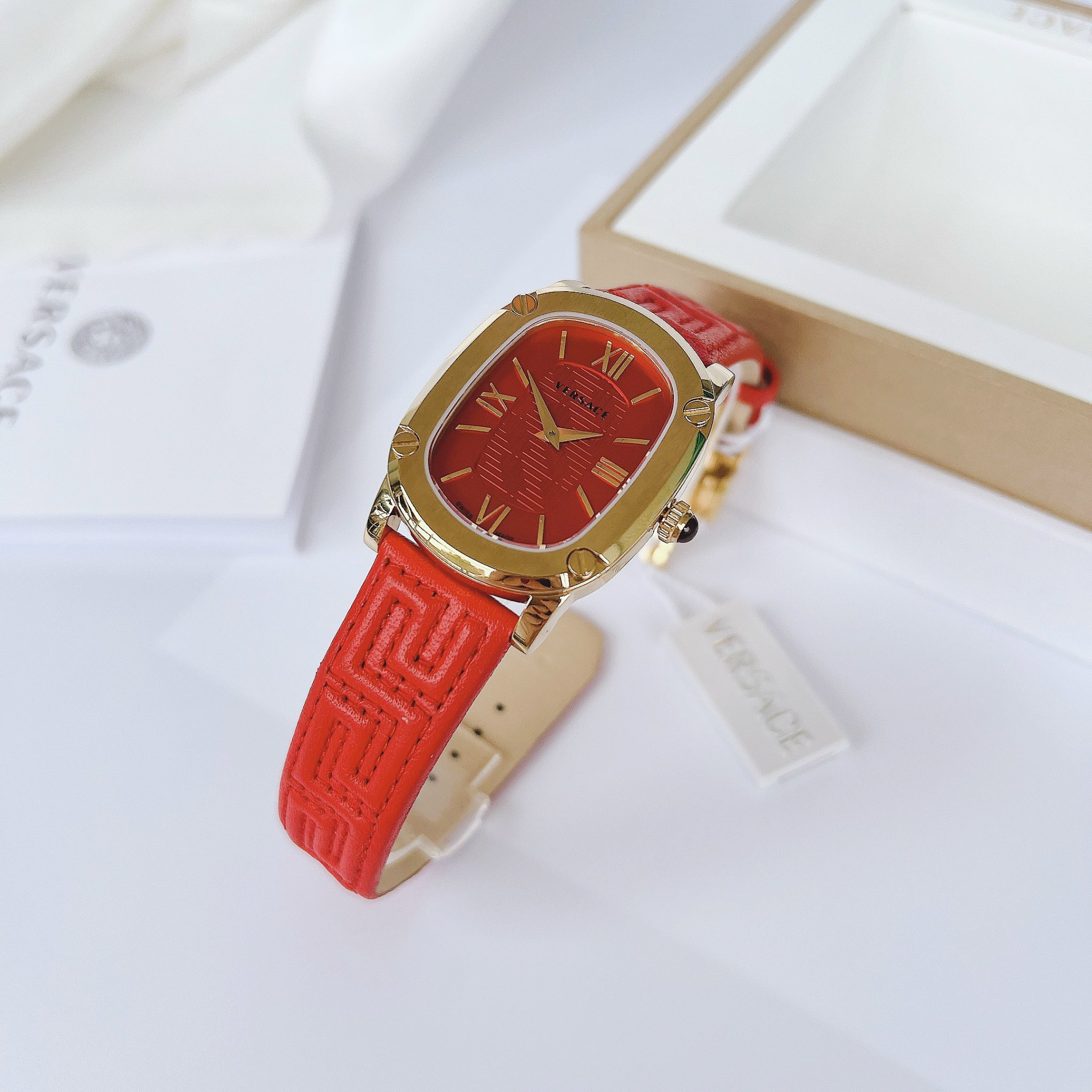 (ĐỒNG HỒ NỮ) Versace VNB050014 Couture Gold-Tone Stainless Steel Red Leather Ladies Watch, 30mm