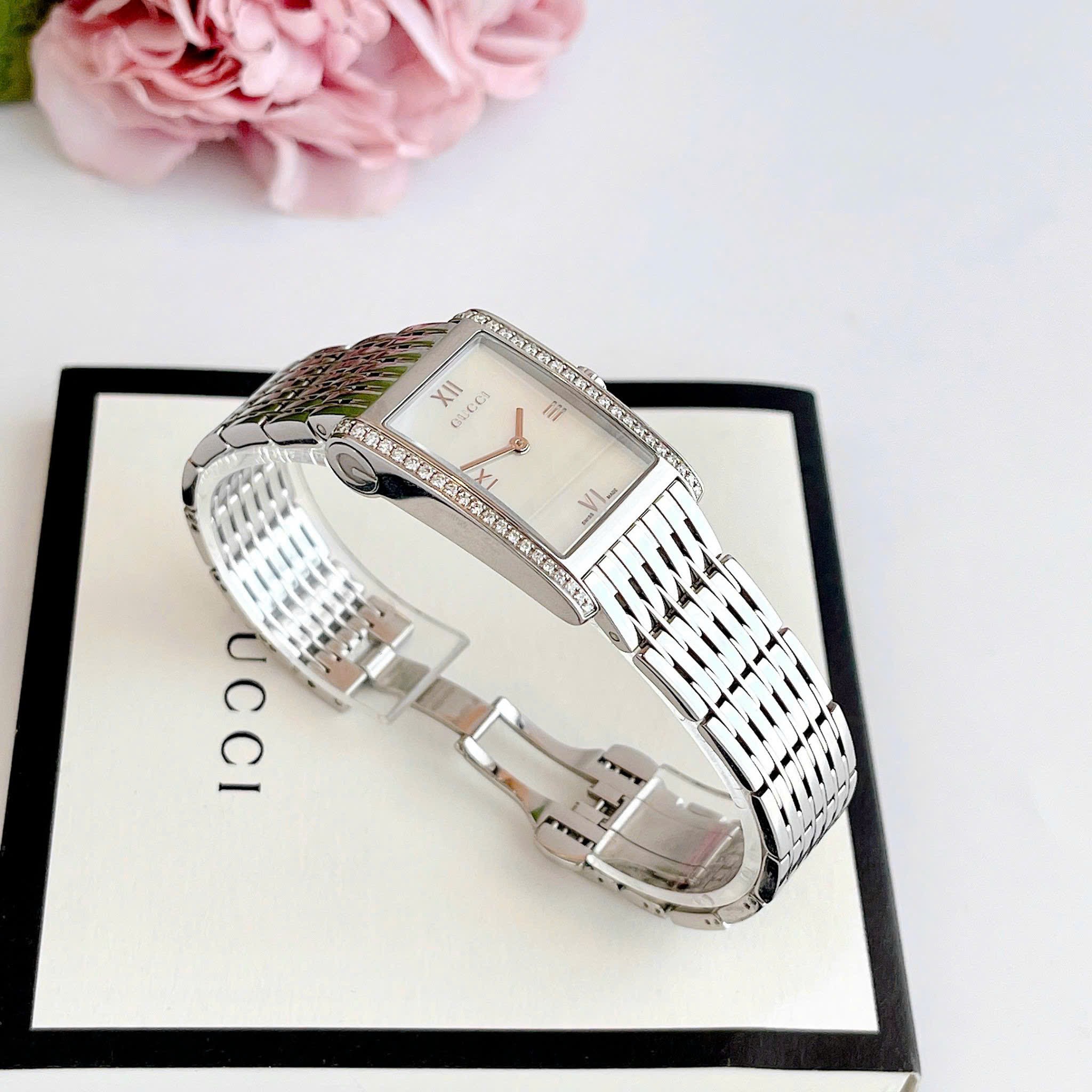 Ảnh 5 của (ĐỒNG HỒ NỮ) Gucci YA086406 Diamond 8600 Collection