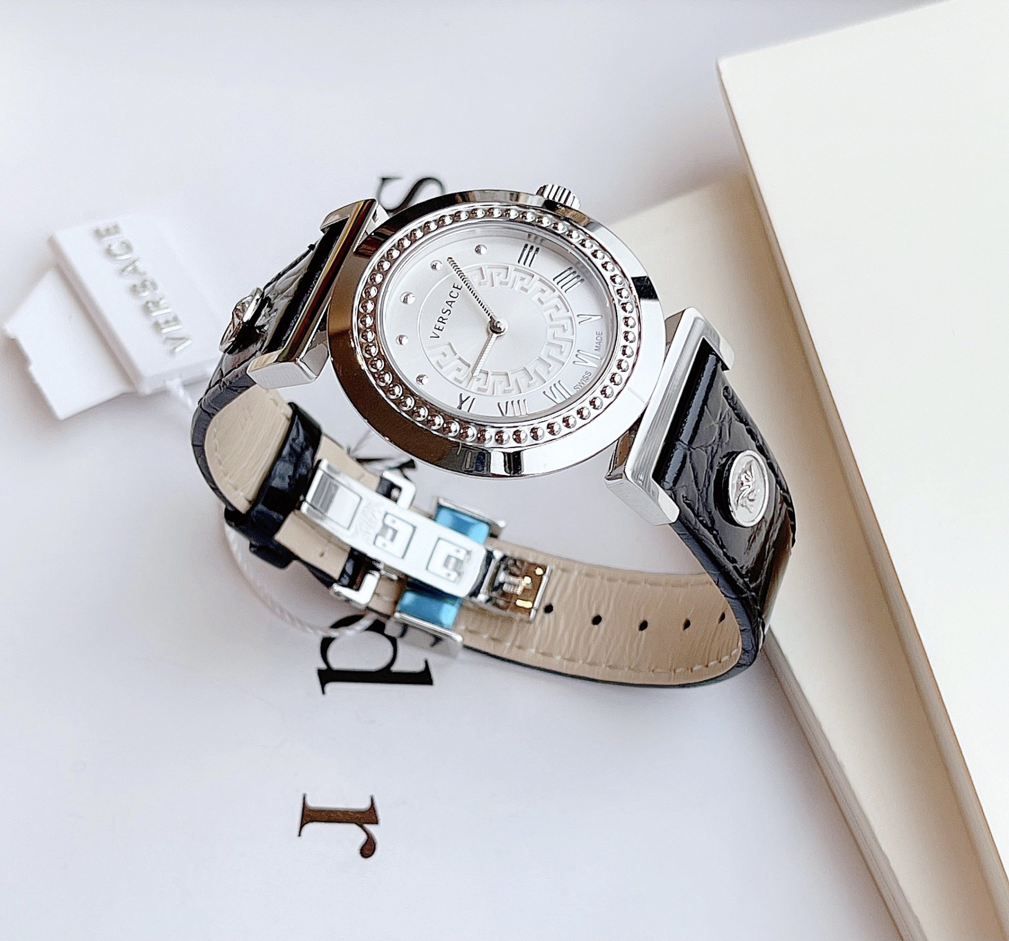Ảnh 6 của (ĐỒNG HỒ NỮ) Versace P5Q99D001 S009 Vanity Calfskin Silver Dial  35mm
