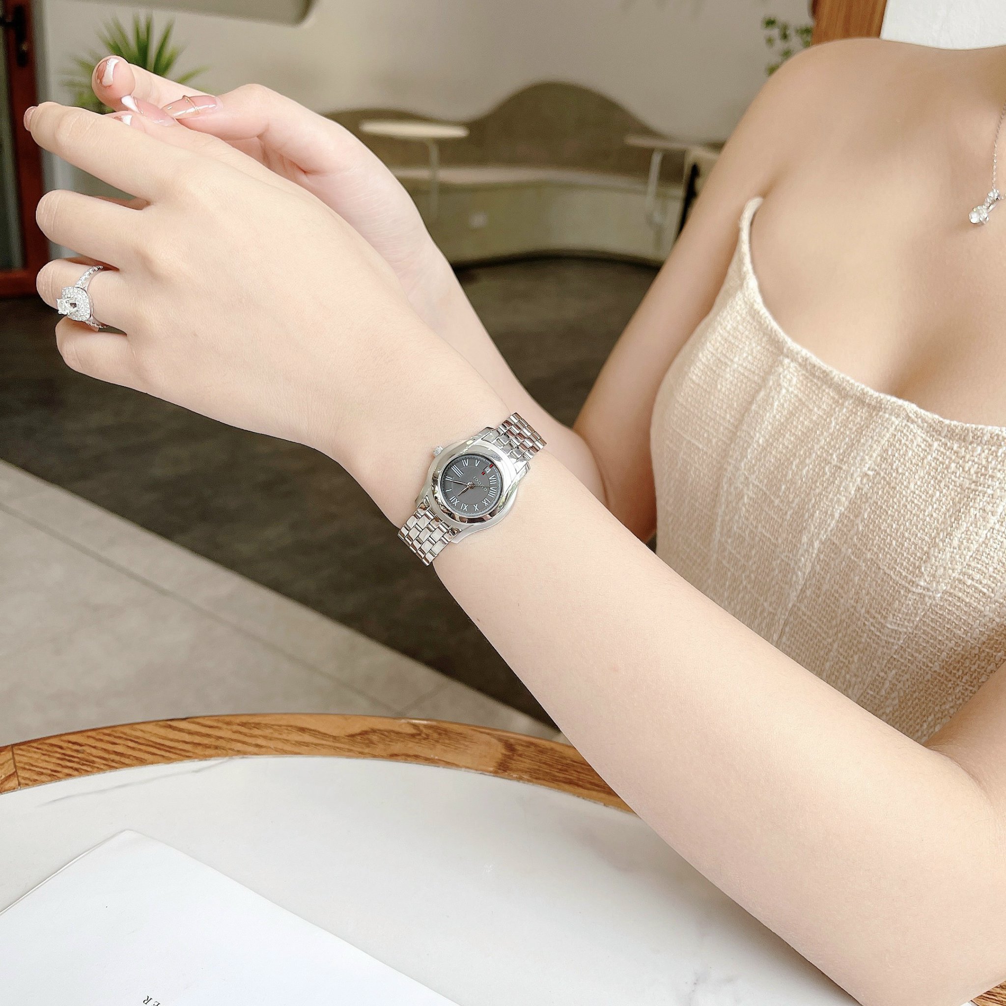Ảnh 5 của (ĐỒNG HỒ NỮ) Gucci 5505 Womens Grey 'G' Dial Steel watch YA055508 26mm