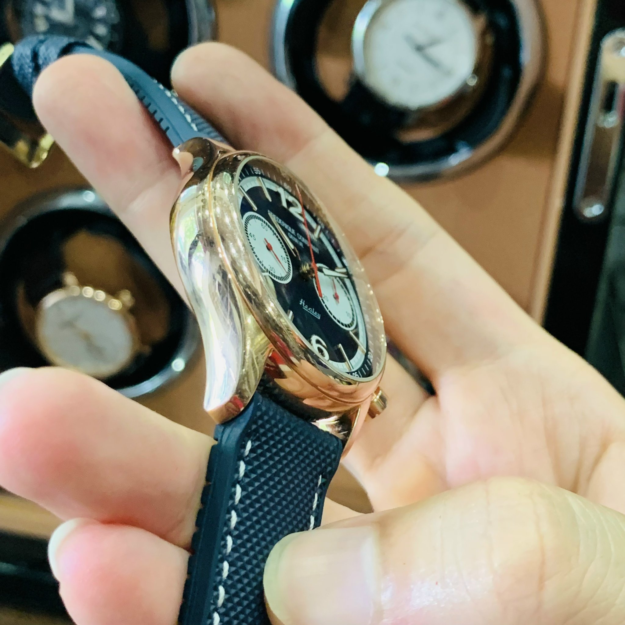 Ảnh 4 của DEAL LƯỚT) Frederique Constant Vintage Rally Healey FC-397HN5B4 used (FC397HN5B4) 42mm