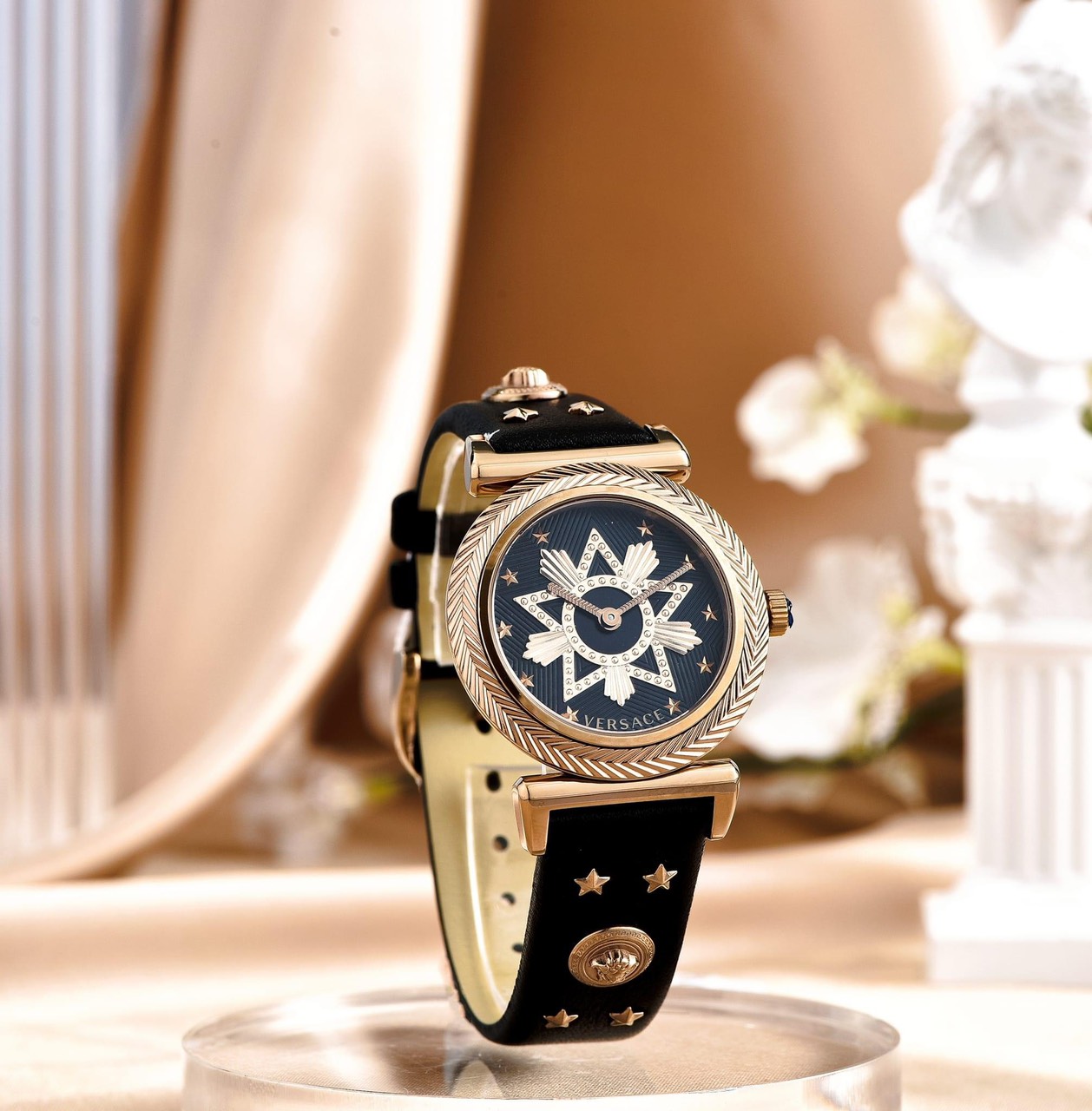 Ảnh 7 của (ĐỒNG HỒ NỮ) Versace VERE01519 V-Motif Western Watch 35mm
