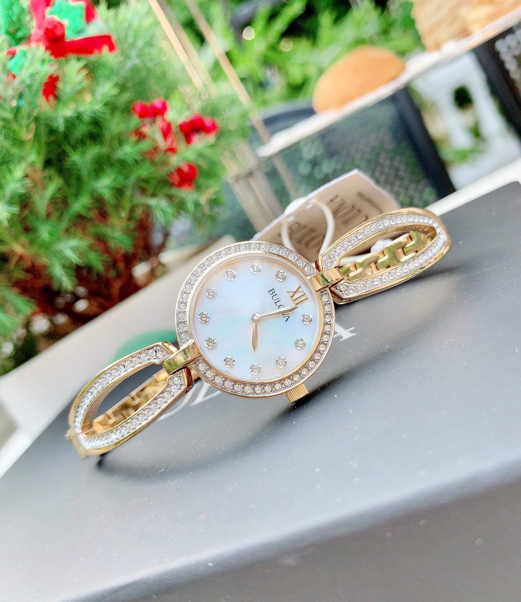 Bulova 98L225