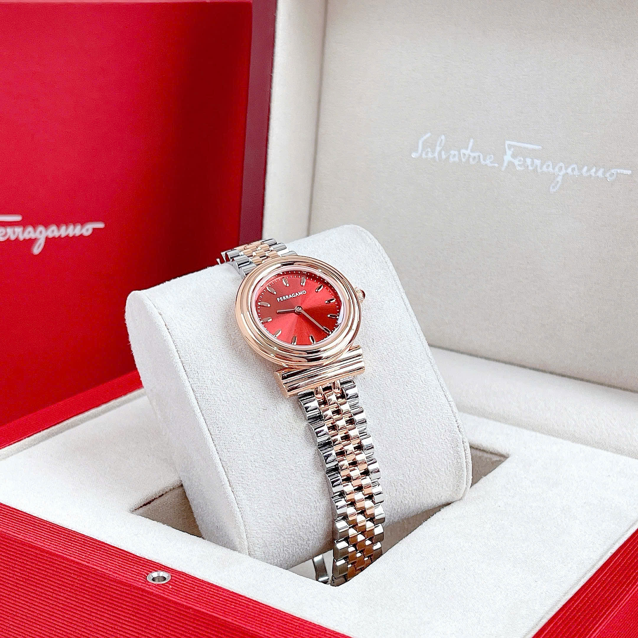 ( ĐỒNG HỒ NỮ ) Salvatore Ferragamo Gancini SFMV01323
