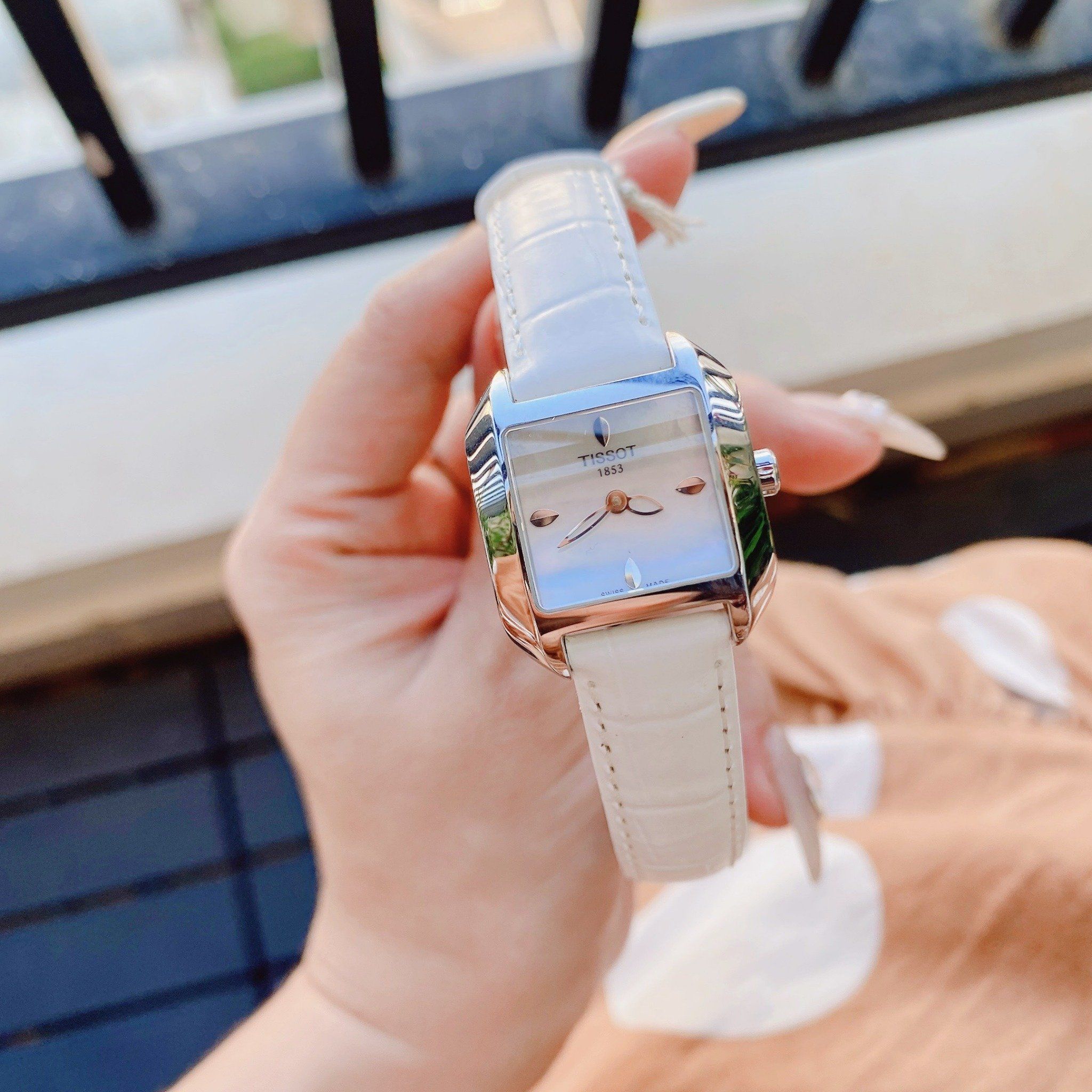 (ĐỒNG HỒ NỮ) Tissot Quartz T02.1.255.71 T-Wave Mother of Pearl ( T02125571 )