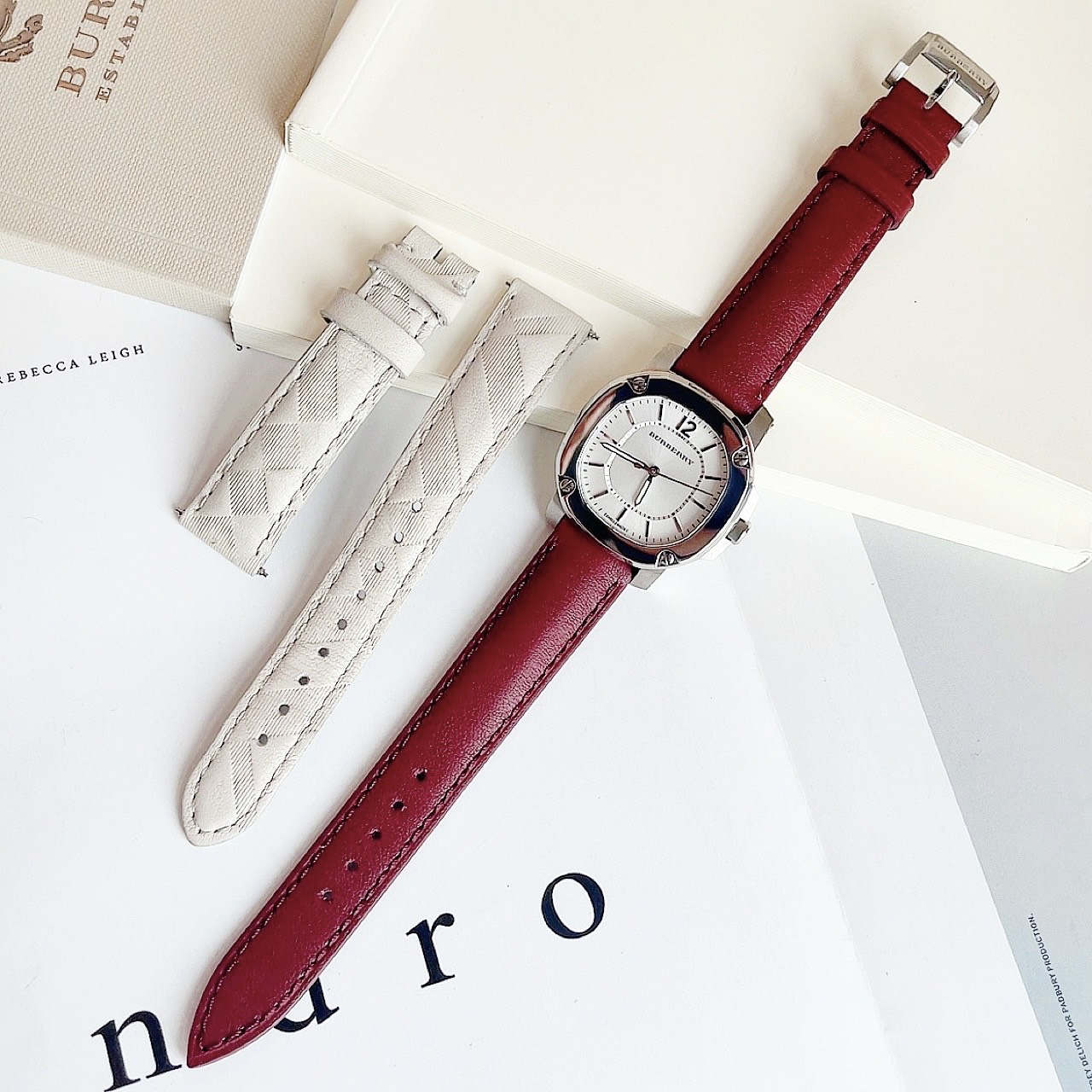 Ảnh 5 của (ĐỒNG HỒ NỮ) Burberry The Britain BBY1708 Women Watch 34mm