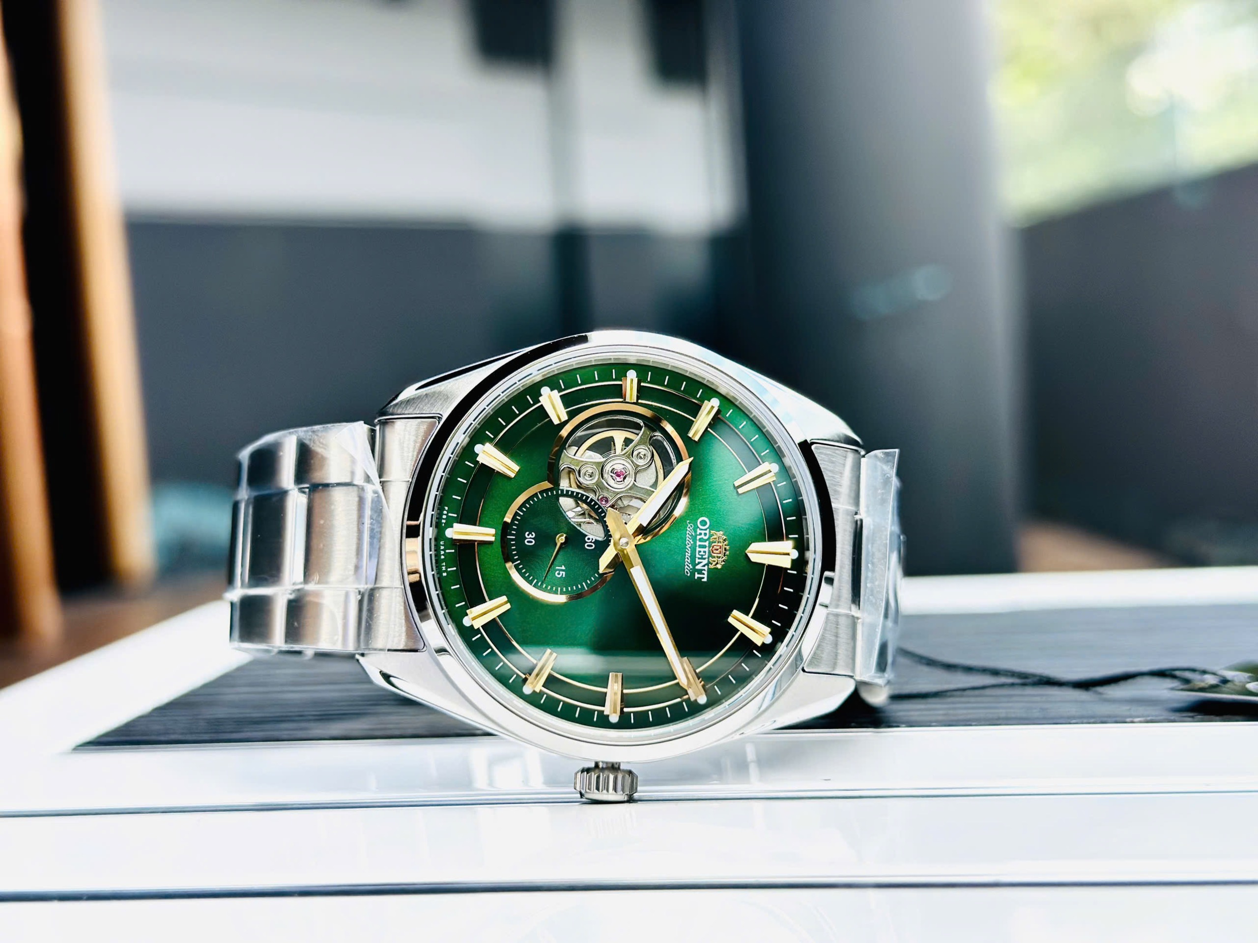 (ĐỒNG HỒ NAM) Orient Semi Skeleton Small Second RA-AR0008E10B ( RN-AR0008E )