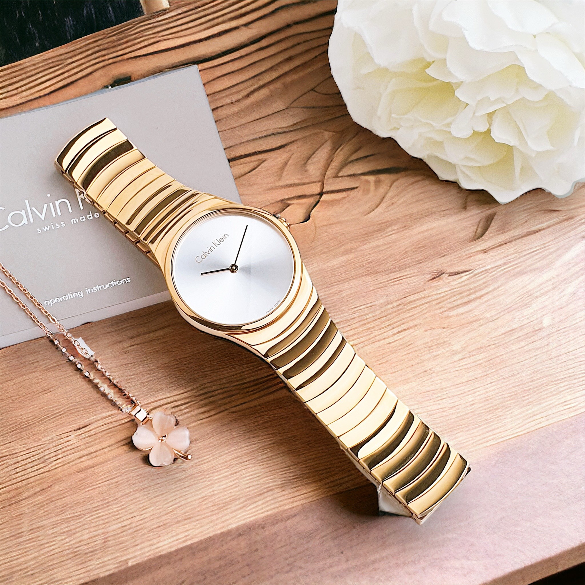 Ảnh 2 của (ĐỒNG HỒ NỮ) CALVIN KLEIN K8A23646 33mm