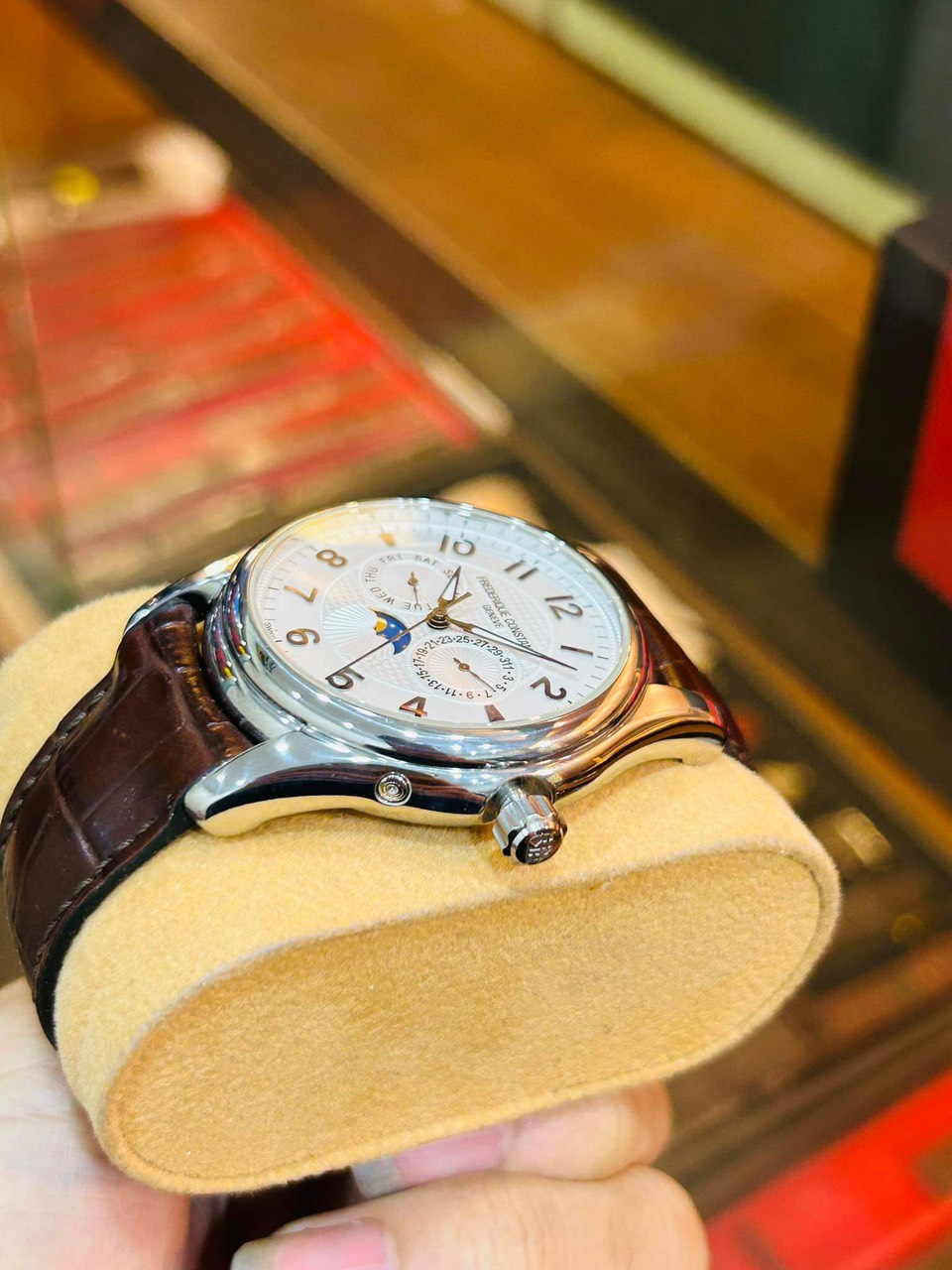 Ảnh 2 của (HÀNG LƯỚT) ĐỒNG HỒ NAM LƯỚT Frederique Constant FC-365RM5B6 Runabout Moonphase, 40MM