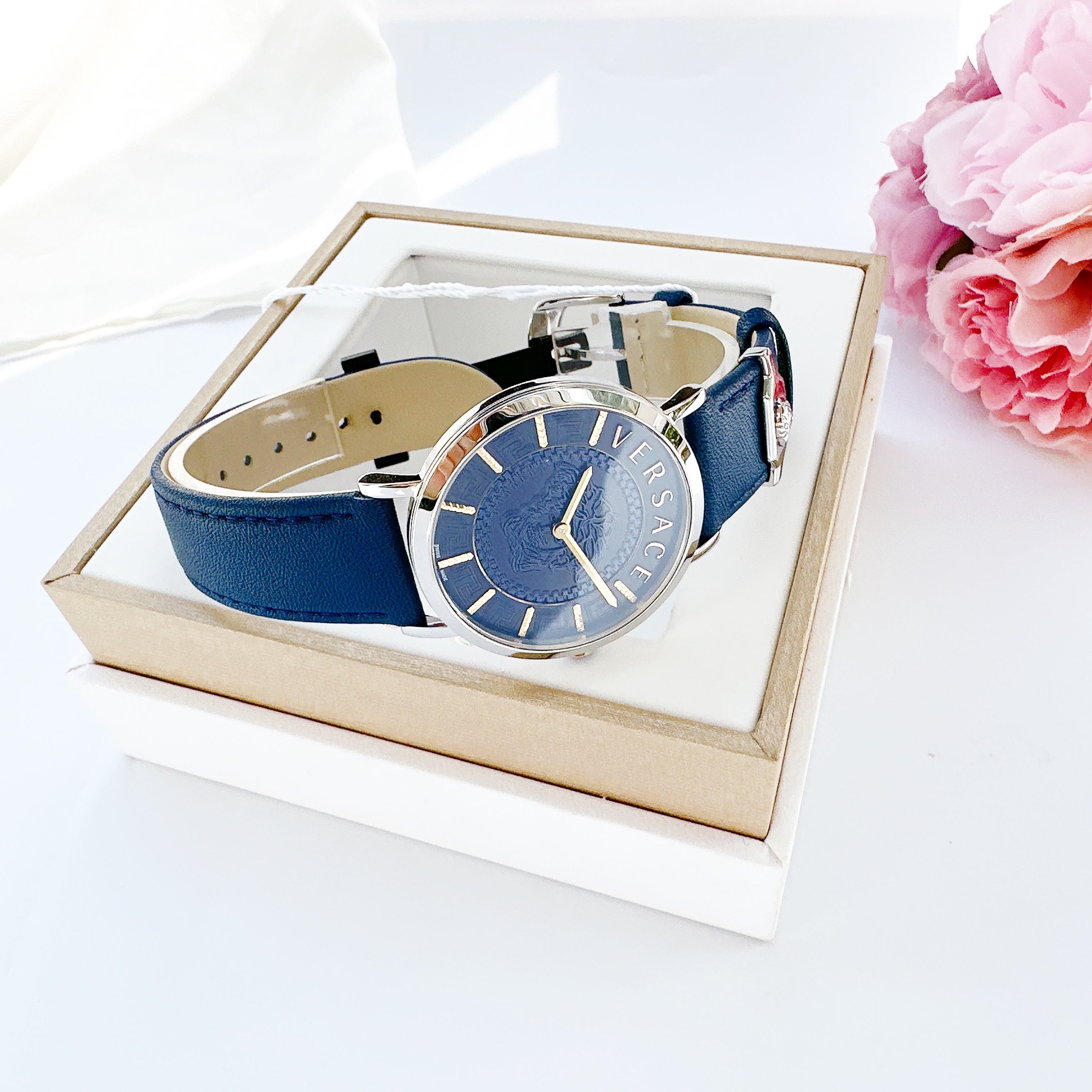 Ảnh 4 của (ĐỒNG HỒ NỮ) Versace Essential VEK400121 Womens Quartz Watch 36mm
