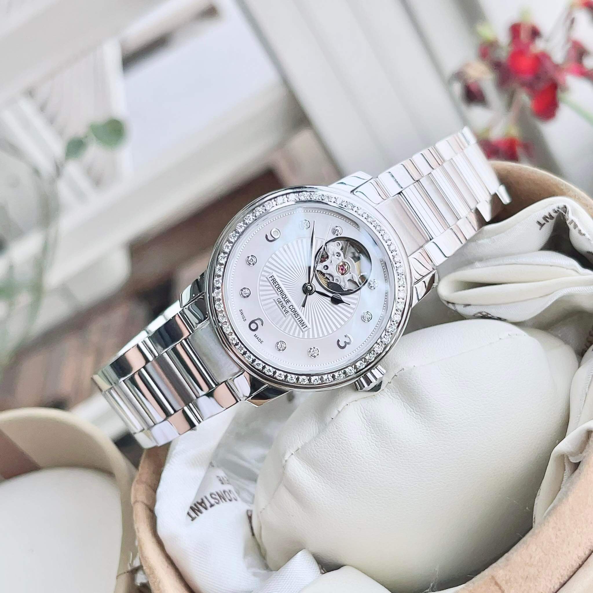 Ảnh 2 của (ĐỒNG HỒ NỮ) Frederique Constant Automatic FC-310HBAD2PD6B Heart beat ( FC310HBAD2PD6B ) ( 310HBAD2PD6B ) 34mm