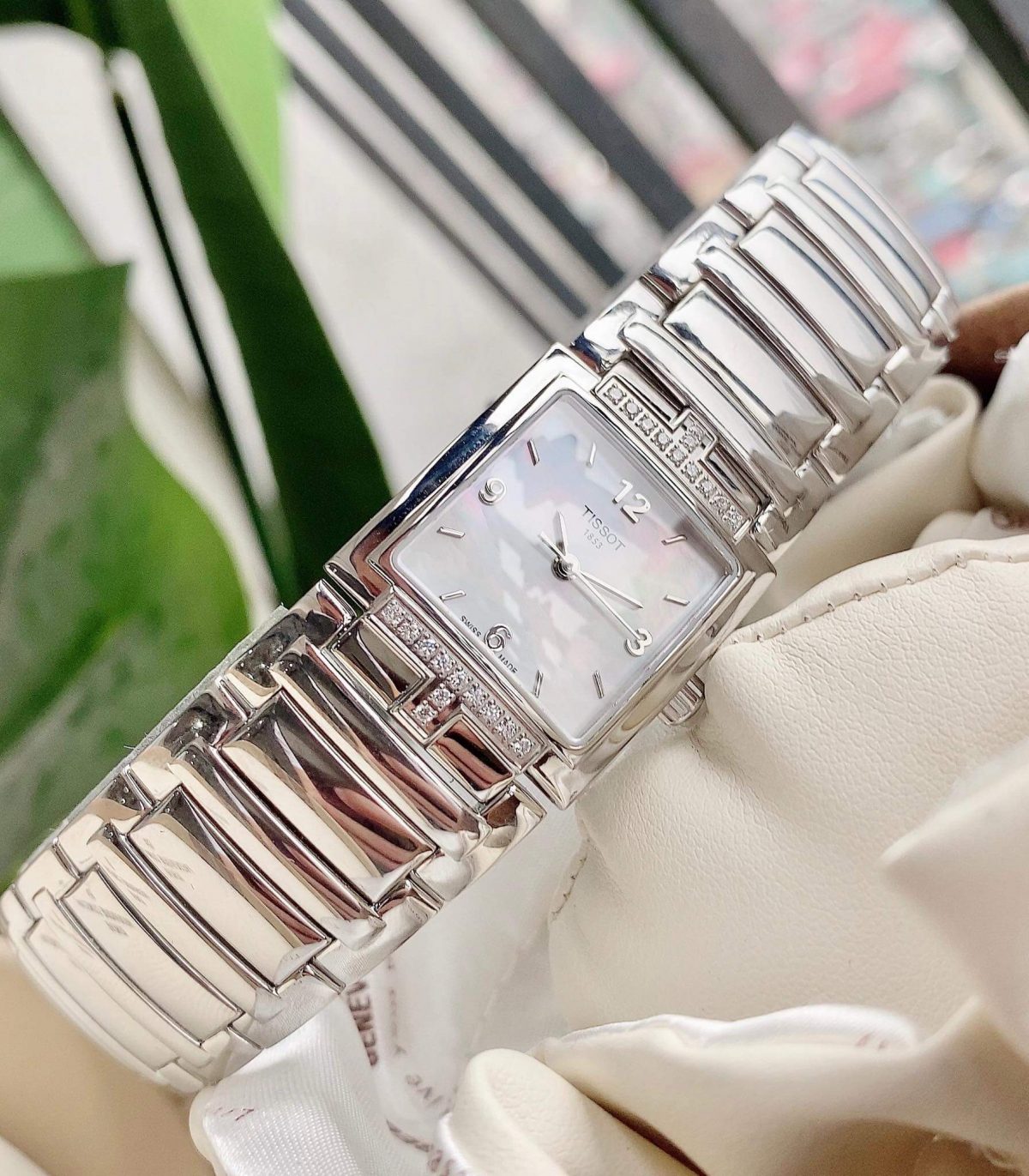 Tissot T0513106111700