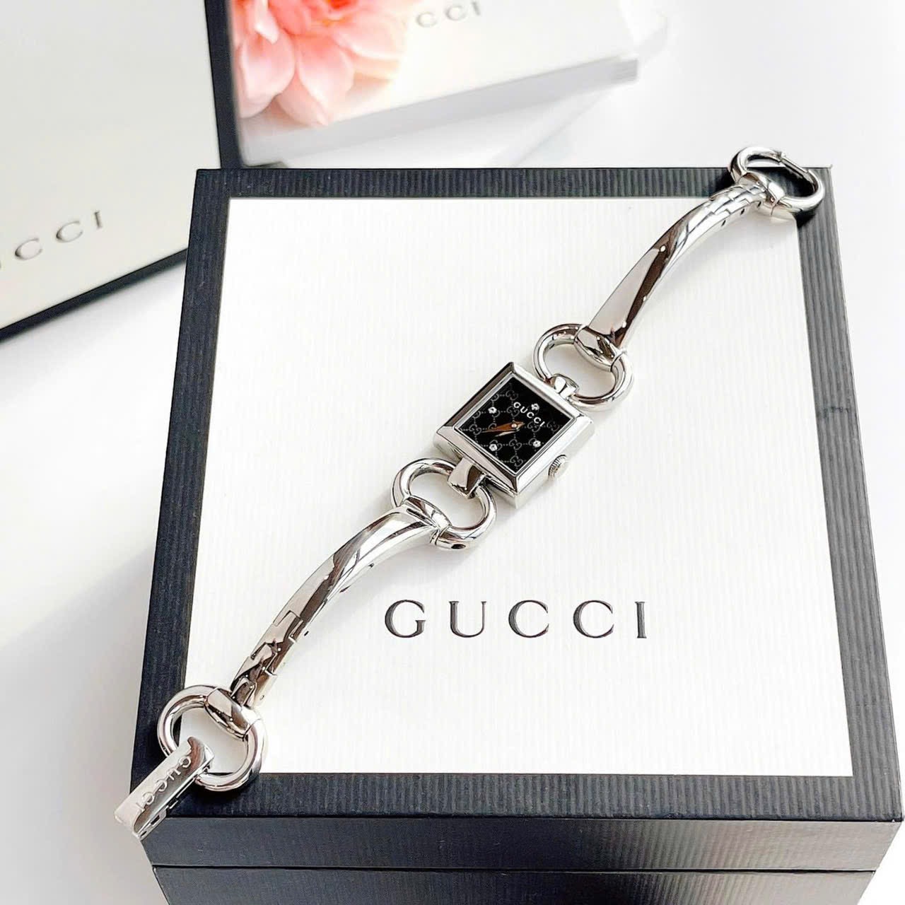 Ảnh 4 của (ĐỒNG HỒ NỮ) Gucci 120 Tornabuoni GG Diamond Black Dial Silver Tone YA120507 18x18mm (~25mm tròn)