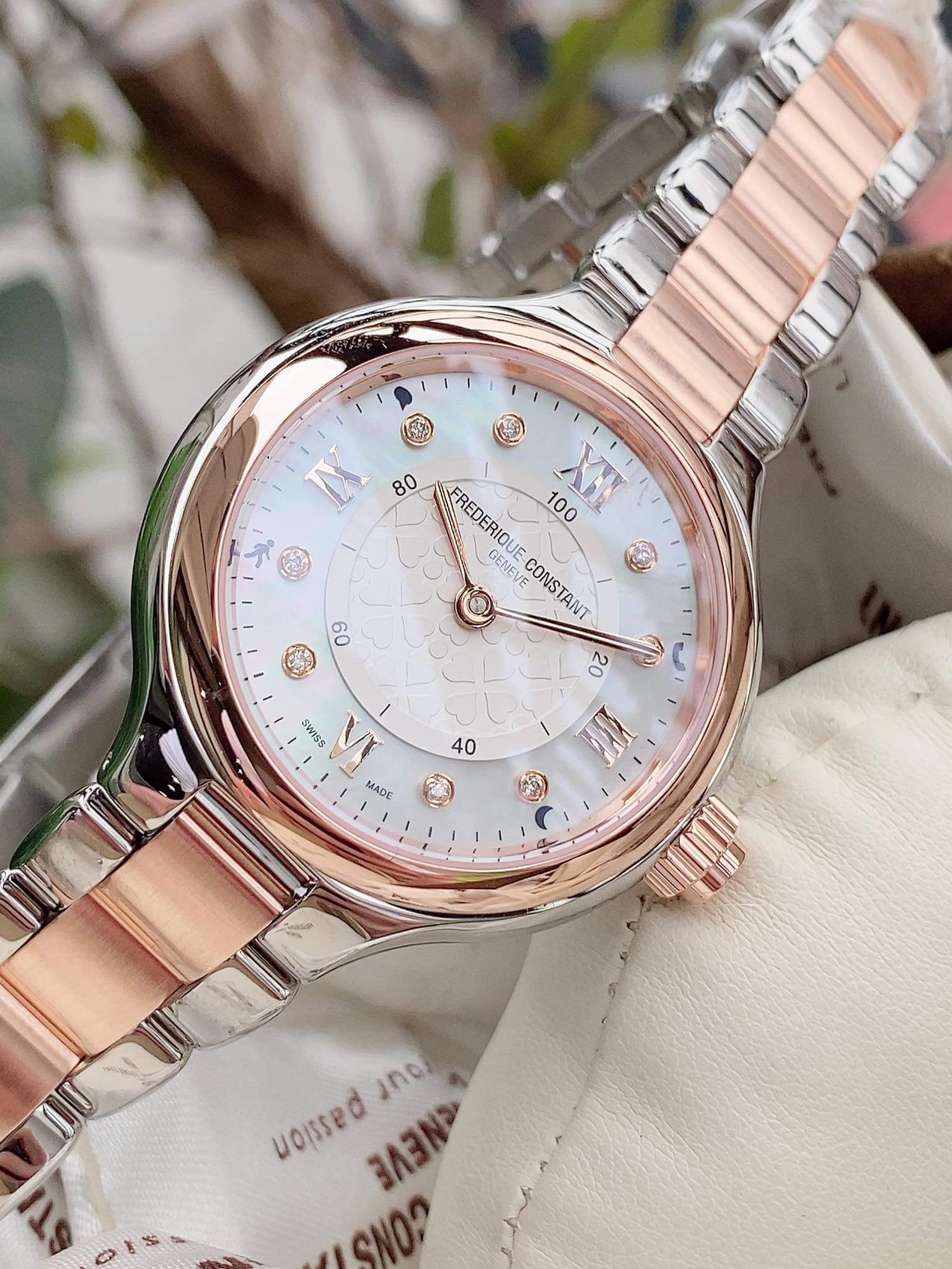 Ảnh 6 của Frederique Constant 281WHD3ER2B