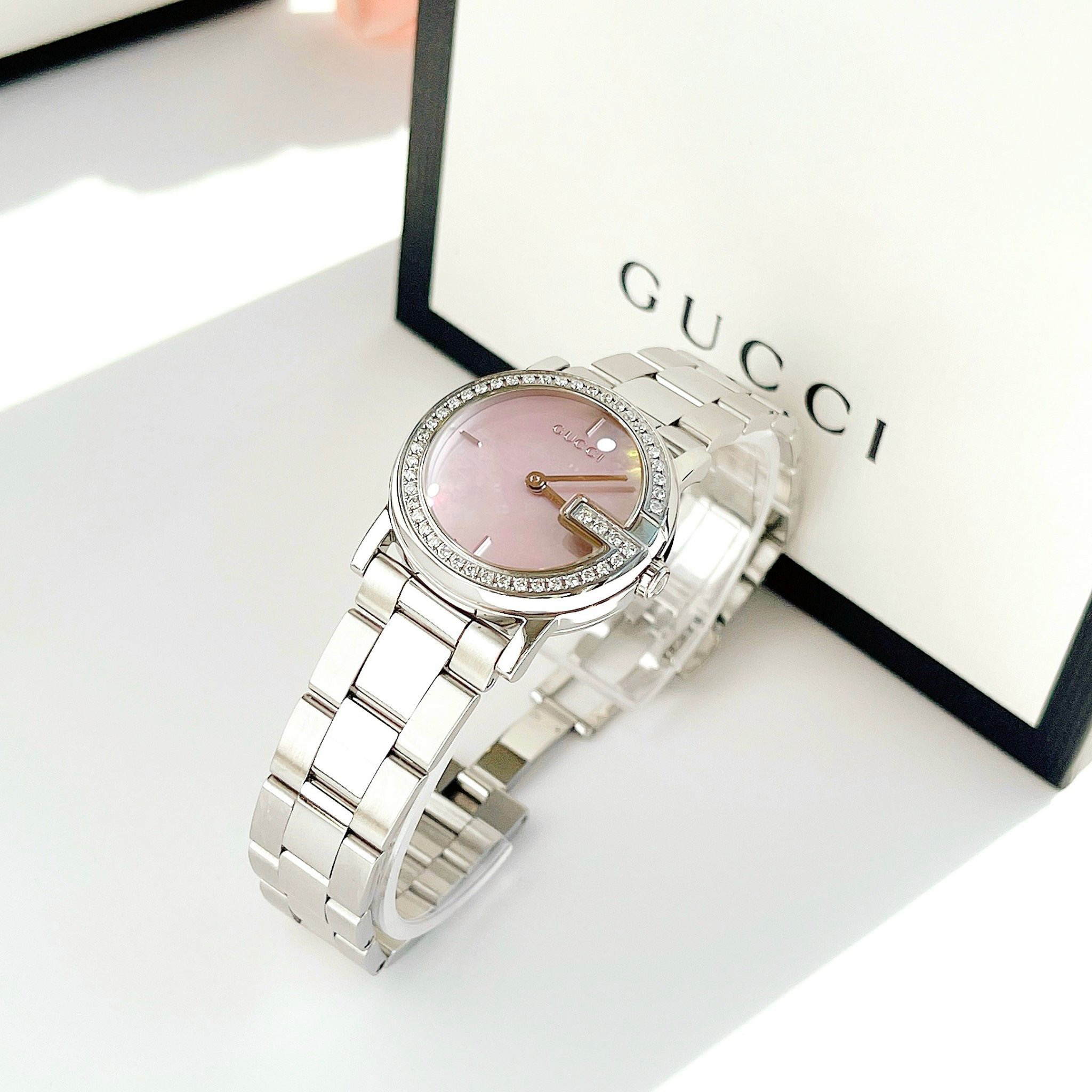 (ĐỒNG HỒ NỮ) GUCCI YA101510 (2) Pink Mother of Pearl Stainless Steel Ladies Watch GC 28mm