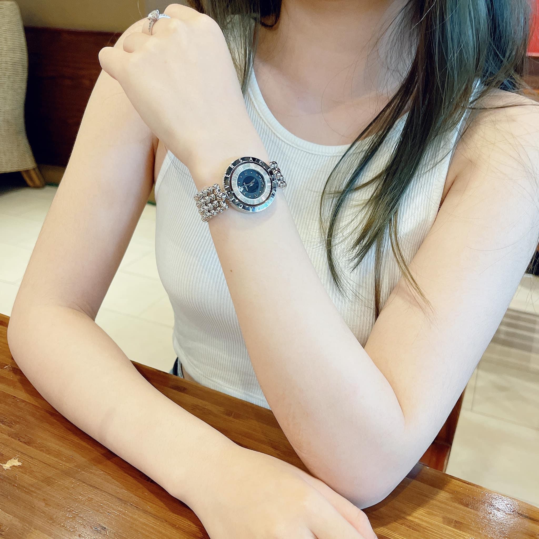Ảnh 5 của Đồng hồ Nữ Versace VE7900620 Eon Pour Femmes, 33mm