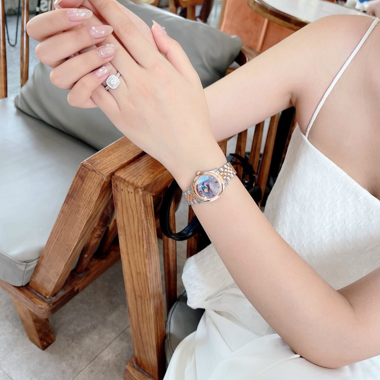 Ảnh 2 của (ĐỒNG HỒ NỮ) Salvatore Ferragamo SFMN00322 Duo Moonphase Quartz Blue Dial Ladies Watch