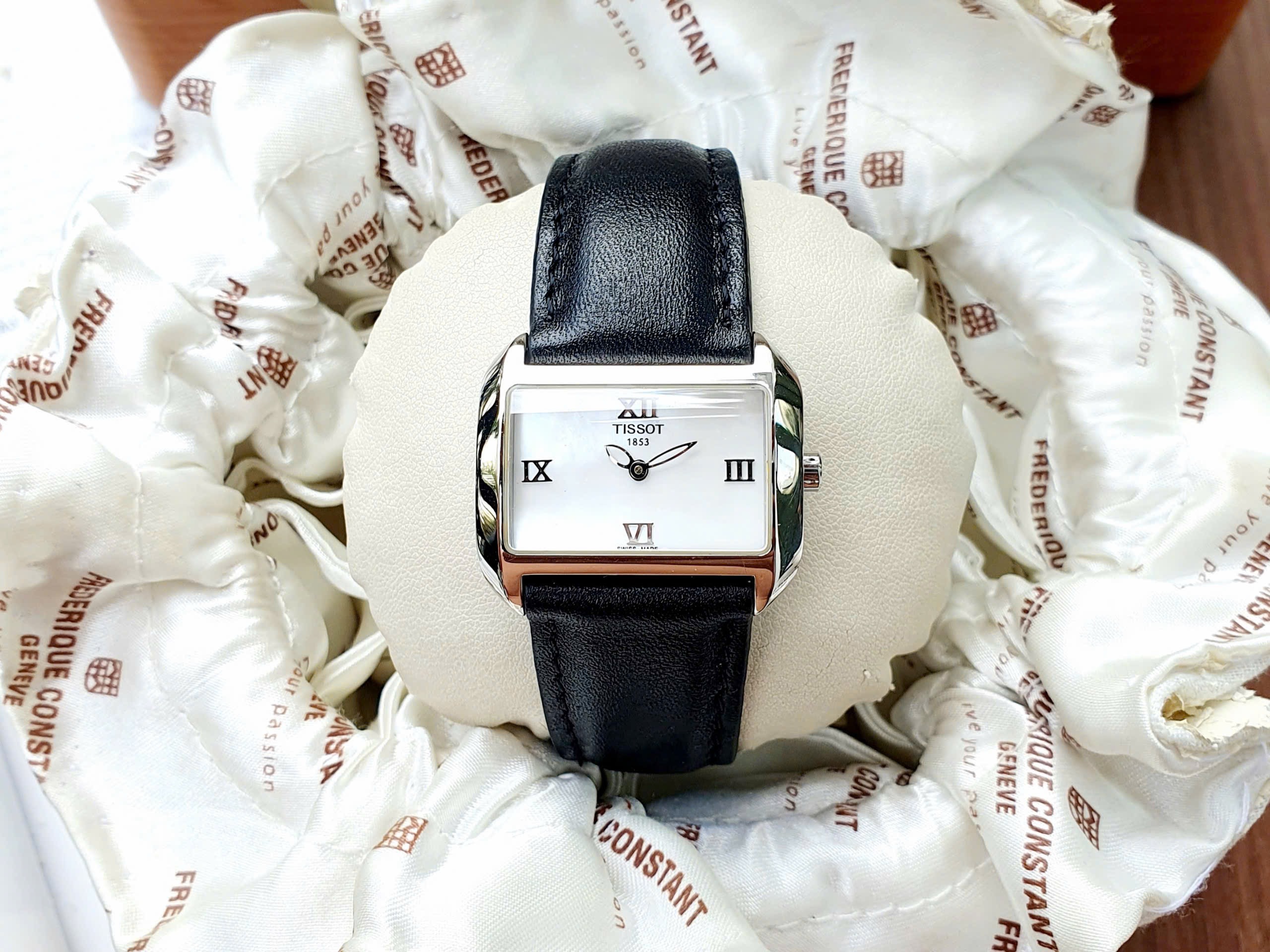 (ĐỒNG HỒ NỮ) Tissot Quartz T023.309.16.113.00 ( T0233091611300 )