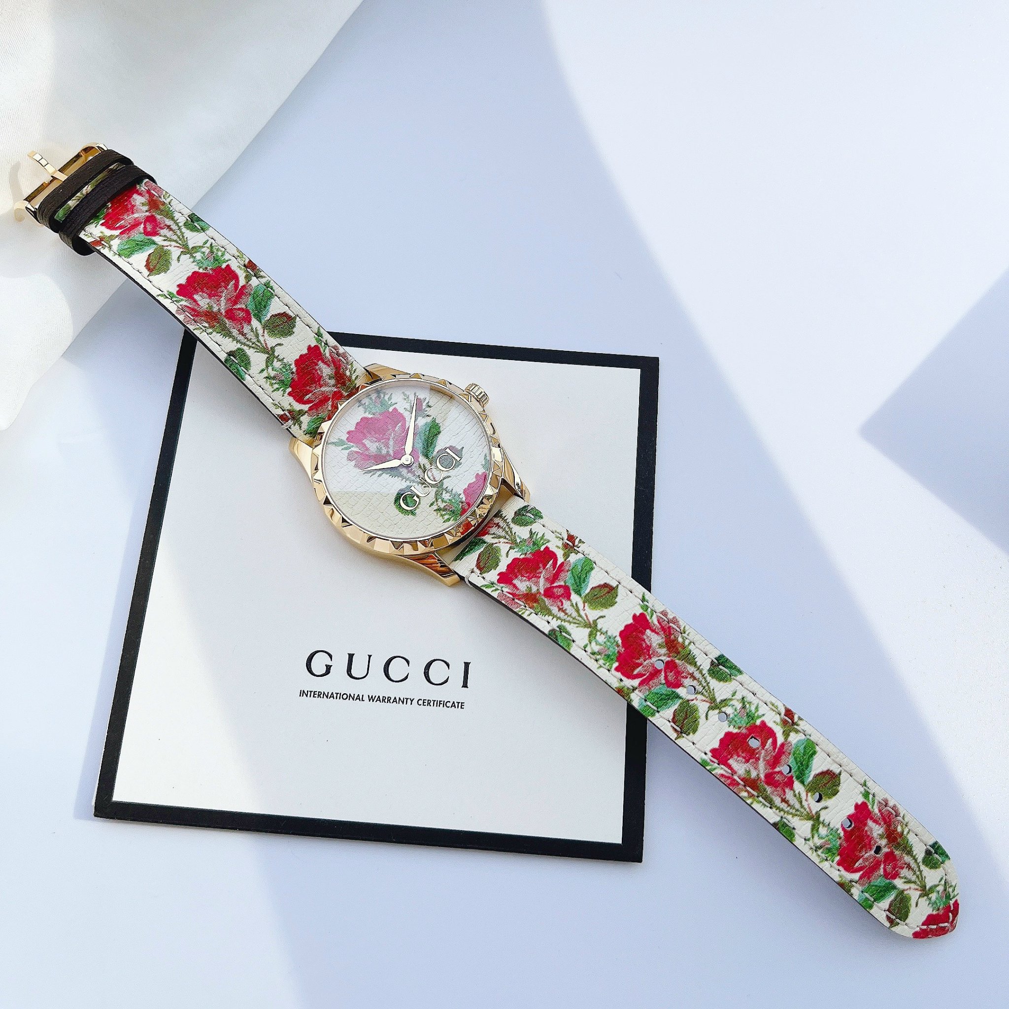 Ảnh 6 của ĐỒNG HỒ NỮ GUCCI G-TIMELESS AQUA FLORAL Phối hoạ tiết  YA1264084 38mm