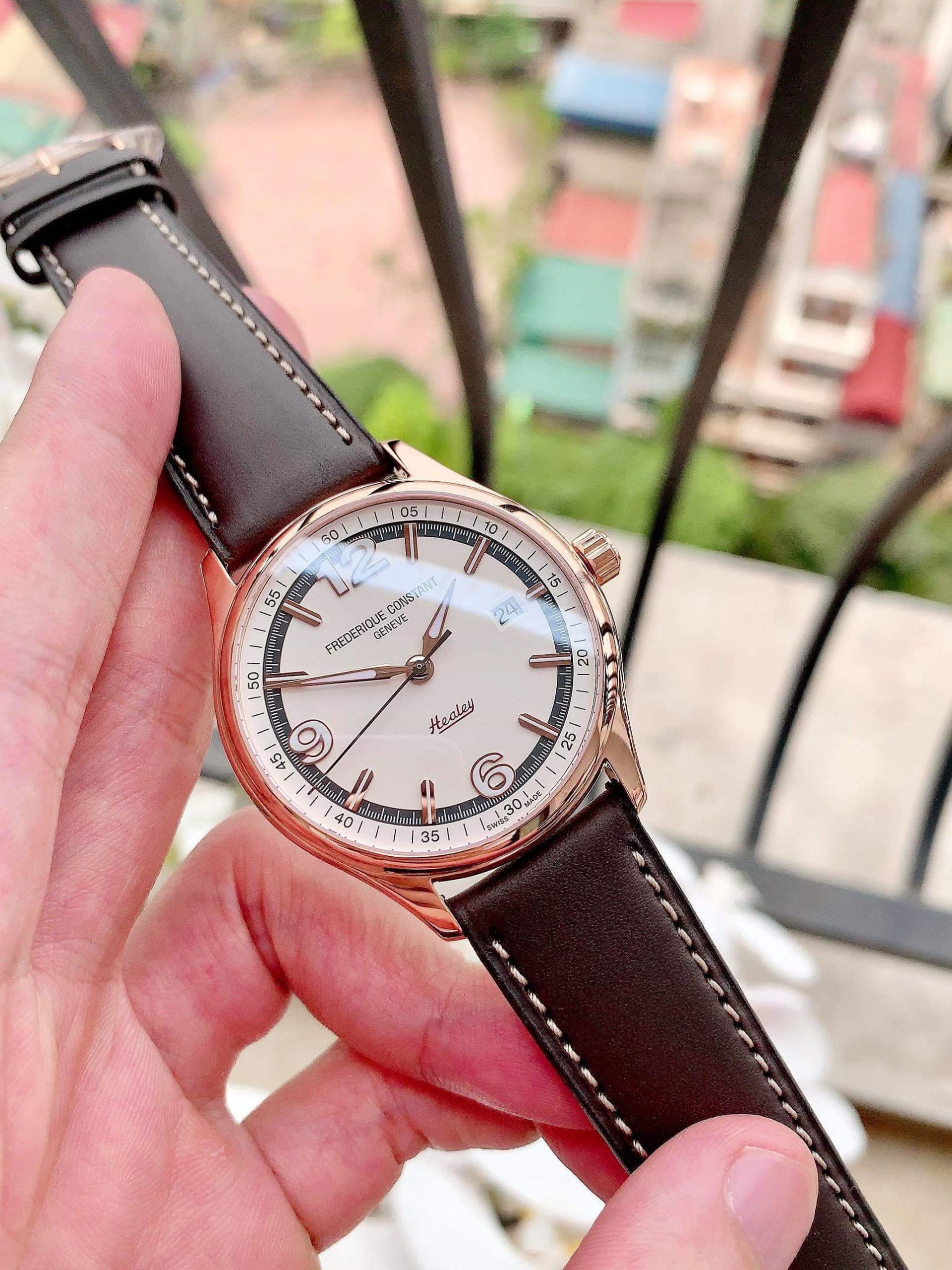 Ảnh 5 của Frederique Constant 303WGH5B4