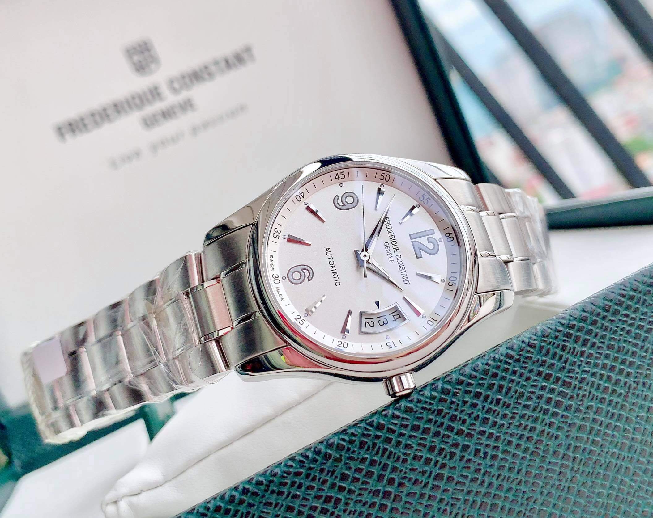 Ảnh 4 của Frederique Constant 303S4B26B