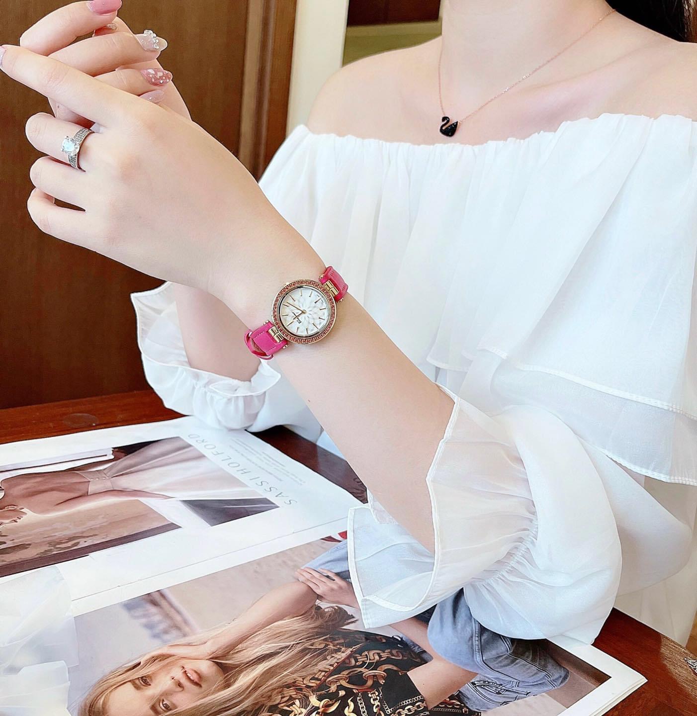 Ảnh 3 của (ĐỒNG HỒ NỮ) SALVATORE FERRAGAMO FIB030015 Intreccio Analog Display Quartz Pink Watch, 31mm