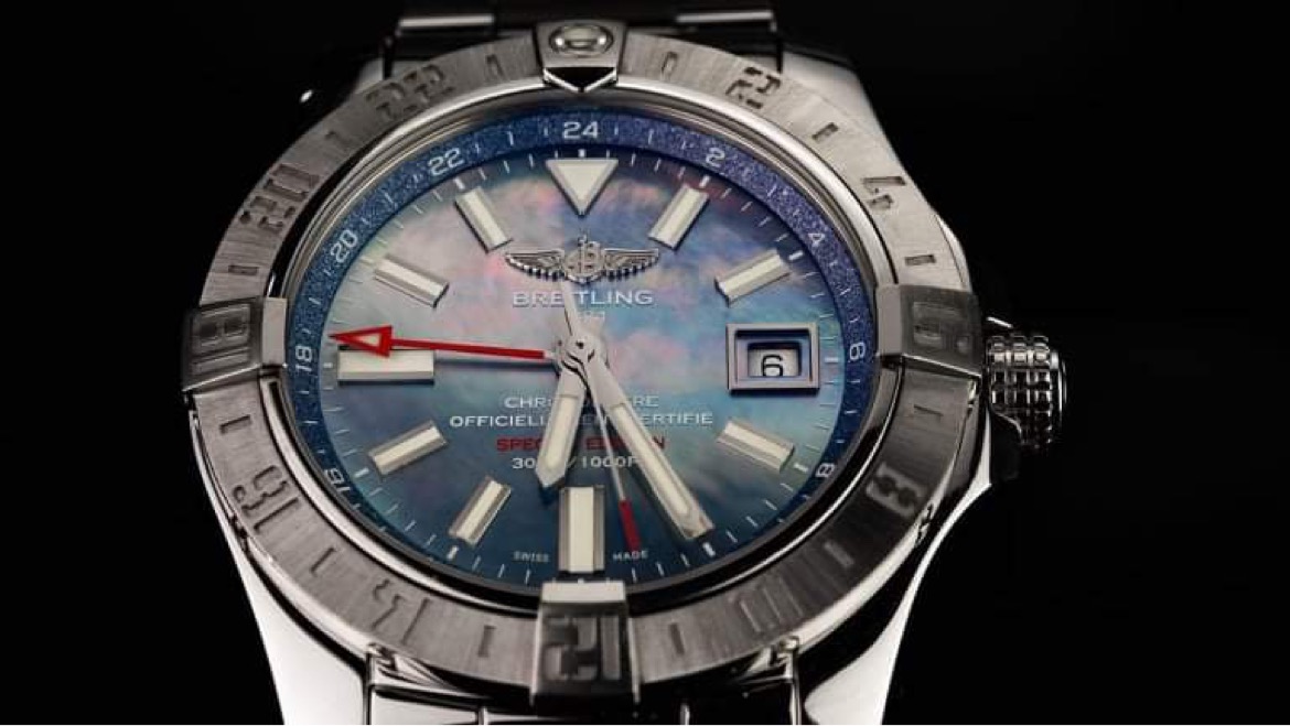 Ảnh 11 của [Deal Lướt] Đồng Hồ Nam Breitling Avenger 2 A32390 MOP Khảm Trai