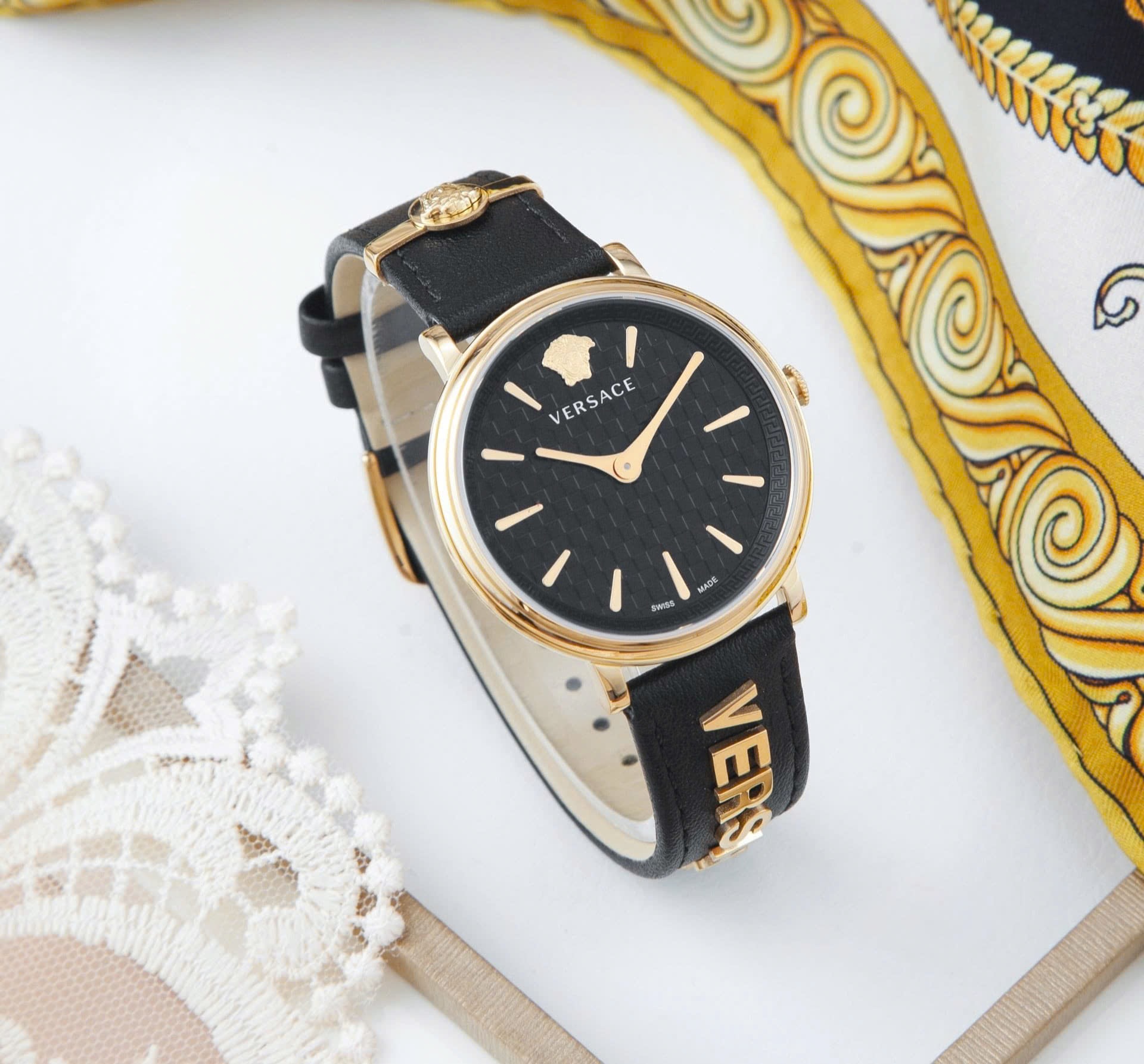(ĐỒNG HỒ NỮ) Versace VE8104622 V-Circle Ladies Watch 38mm