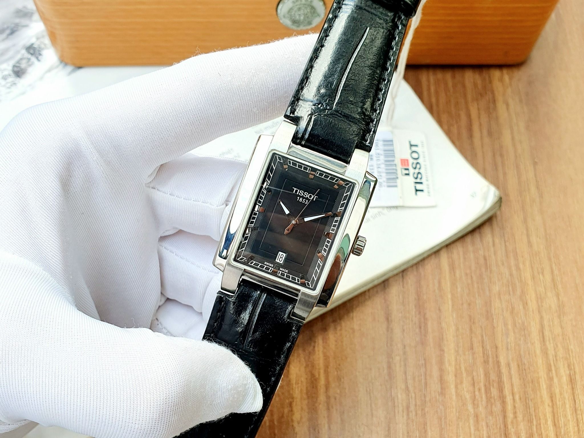 Ảnh 3 của ( ĐỒNG HỒ NAM ) Tissot T-Trend T061.510.16.051.00 TXL Watch 31mm x 35mm