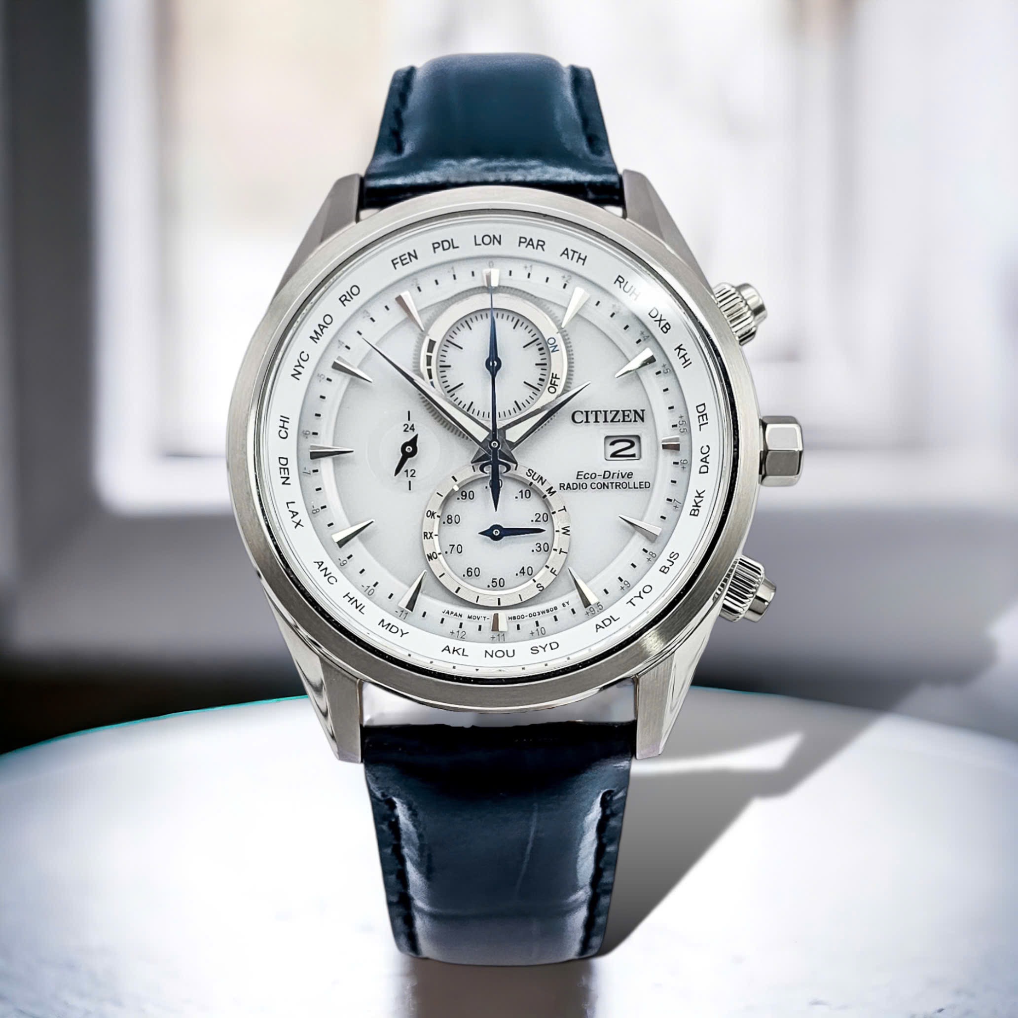 (ĐỒNG HỒ NAM) Citizen Eco-Drive AT8260-18A World Chronograph A-T Watch