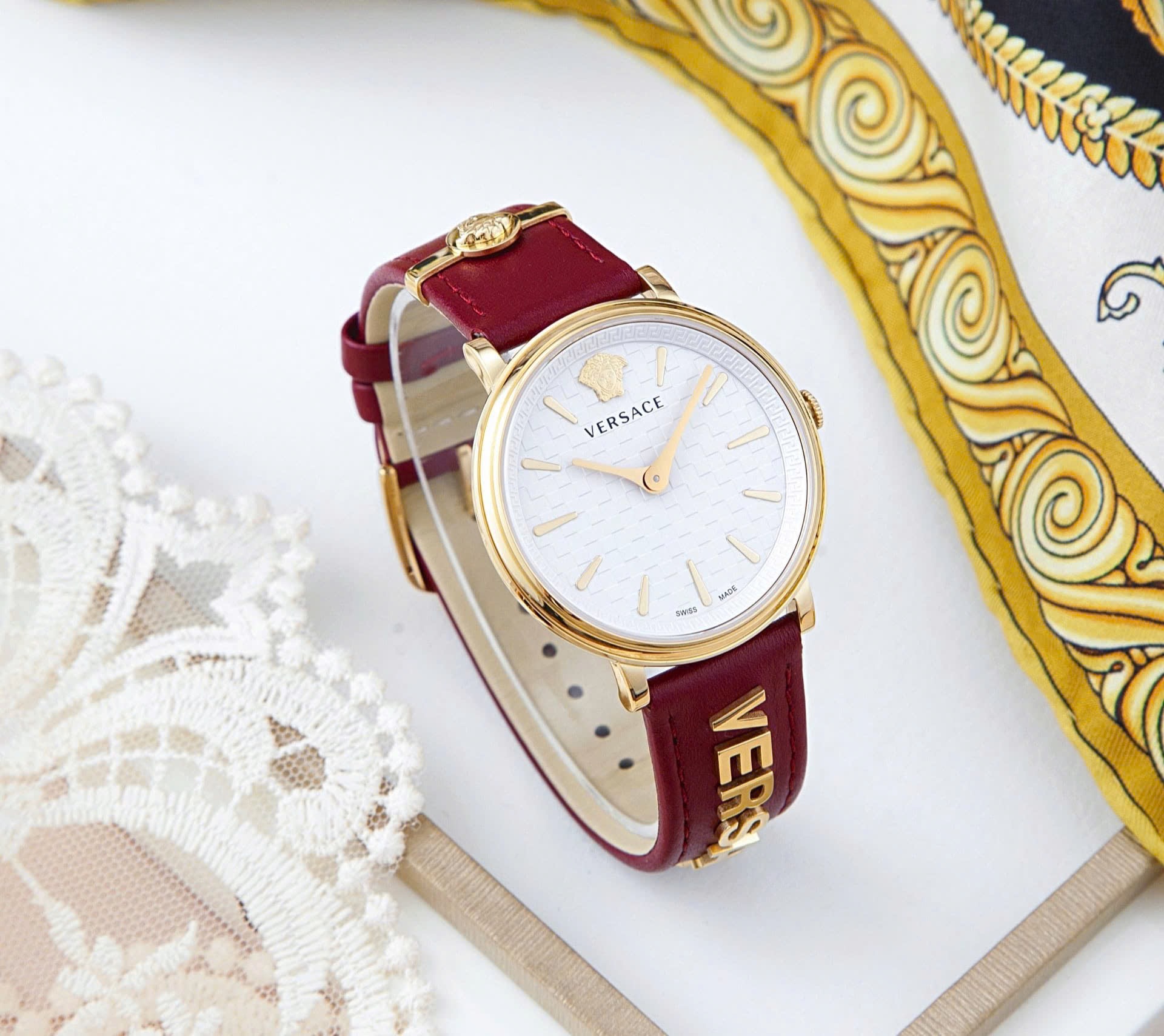 (ĐỒNG HỒ NỮ ) Versace V-Circle Watch, 38mm VE8101319