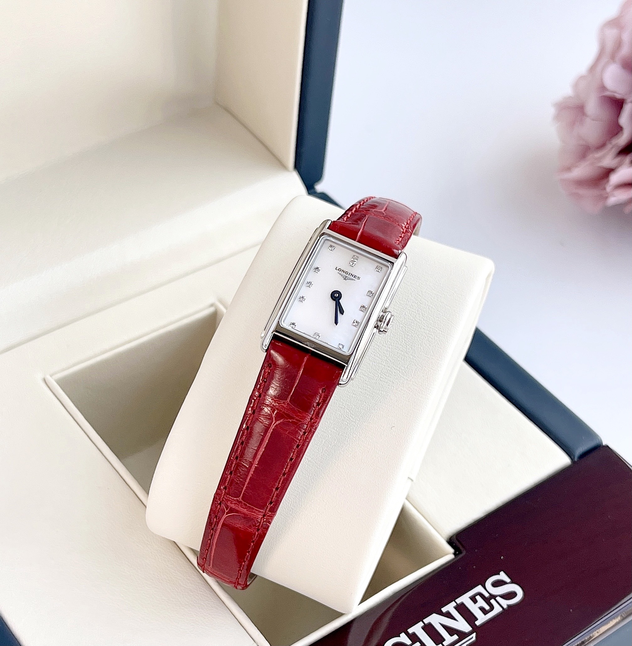 Ảnh 2 của (ĐỒNG HỒ NỮ) (New) Longines L5.258.4.87.5 Ladies DolceVita Red Leather Diamond Watch