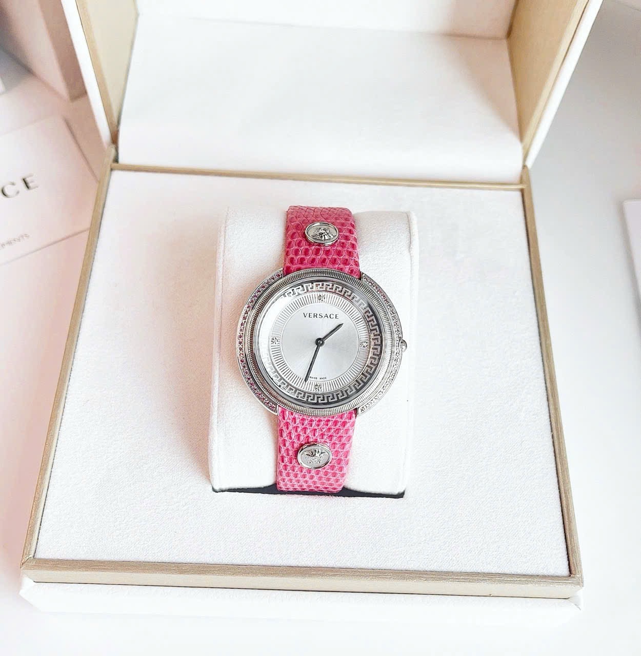(ĐỒNG HỒ NỮ ) Versace Thea Silver Dial Ladies Watch VA7070013