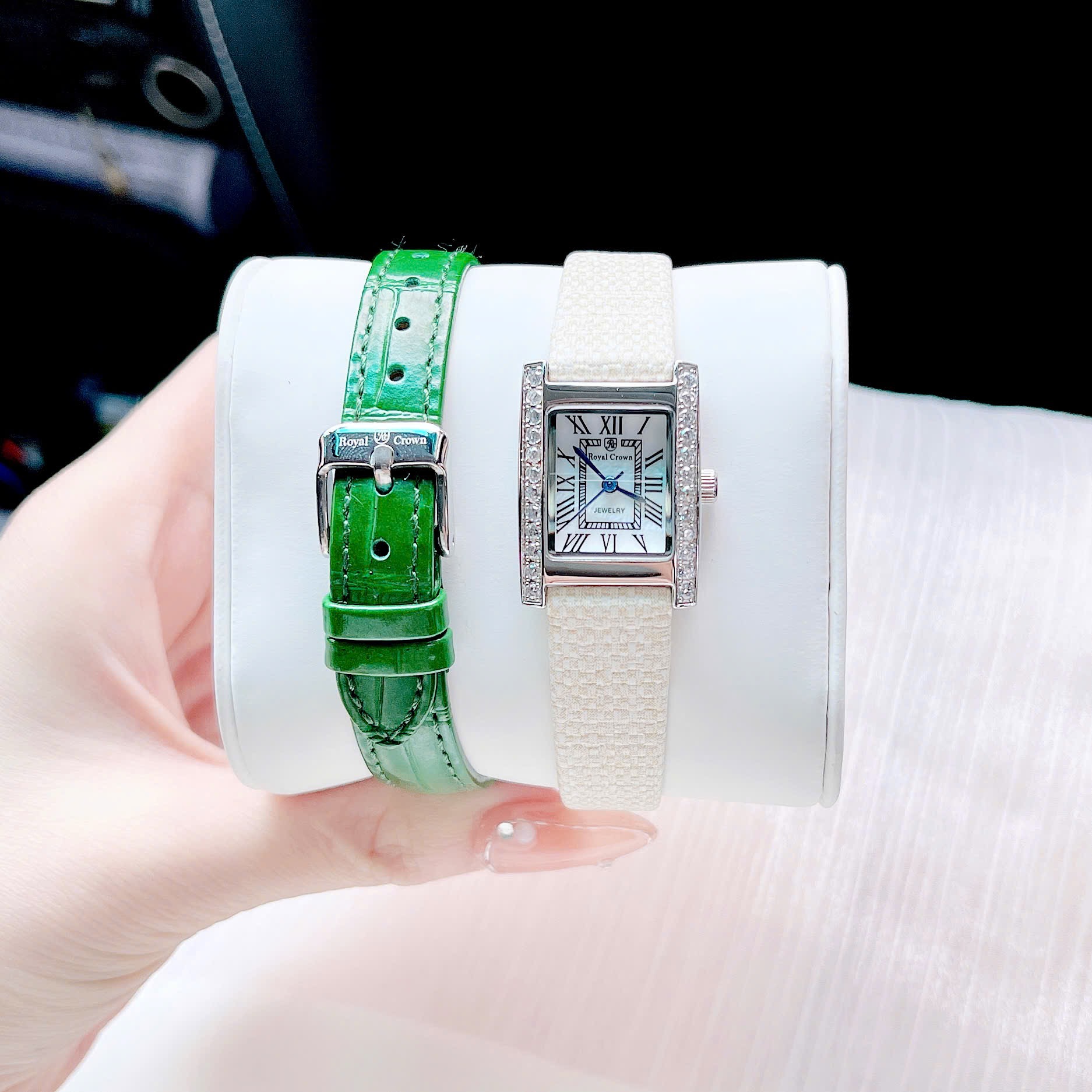 Ảnh 6 của (ĐỒNG HỒ NỮ) Royal Crown Quartz 6306 dây da lá ( tặng kèm dây da nude)