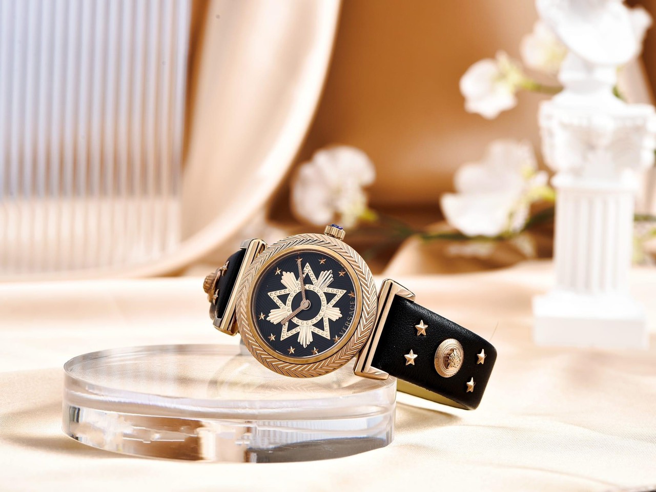 Ảnh 3 của (ĐỒNG HỒ NỮ) Versace VERE01519 V-Motif Western Watch 35mm