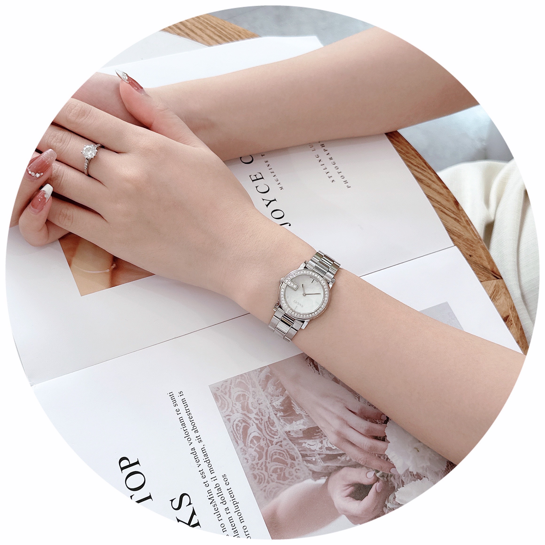 Ảnh 3 của (ĐỒNG HỒ NỮ) GUCCI Mother of Pearl Stainless Steel Ladies Watch G, YA101510, 28MM