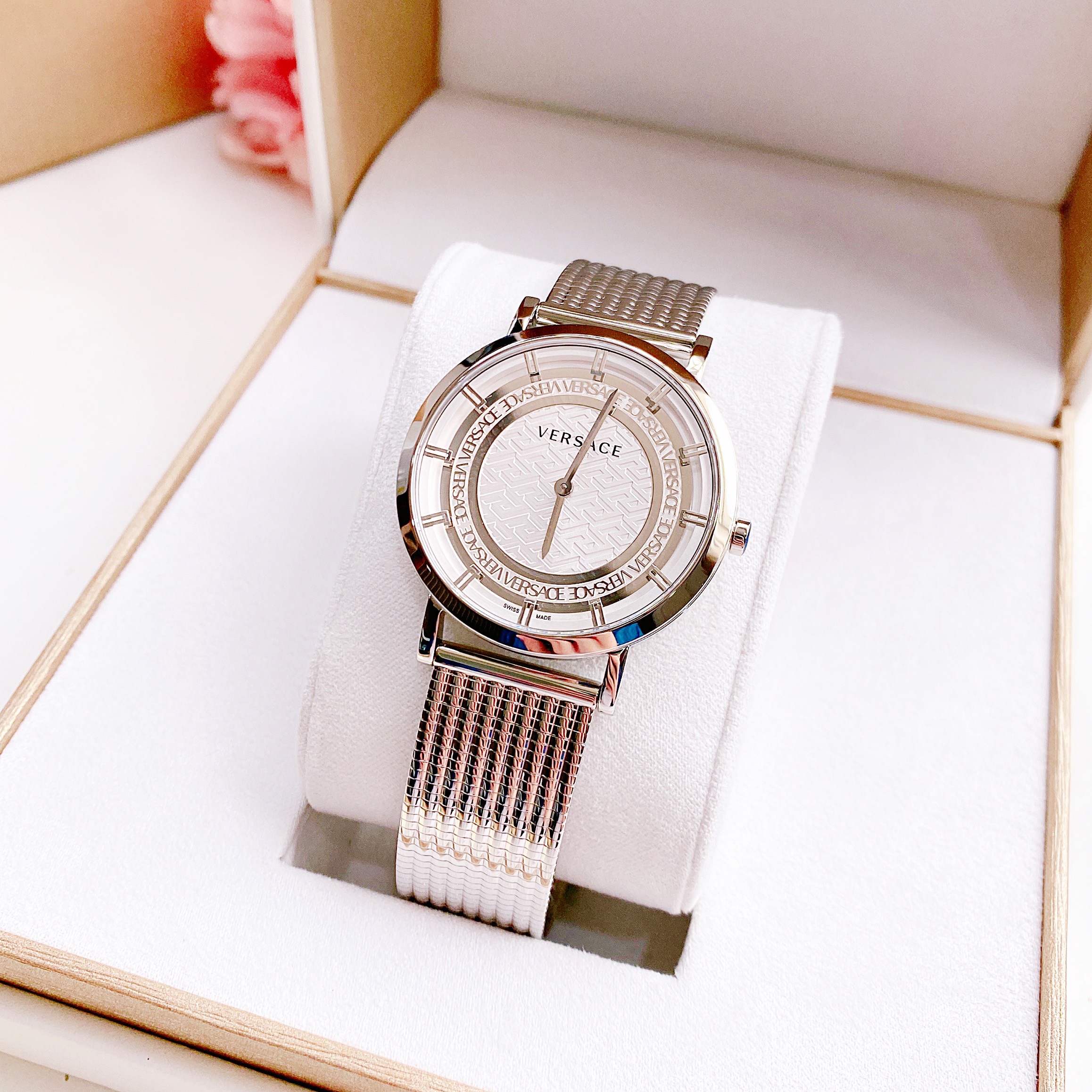 (ĐỒNG HỒ NỮ) VERSACE NEW GENERATION VE3M00422 QUARTZ SILVER TONE 36mm