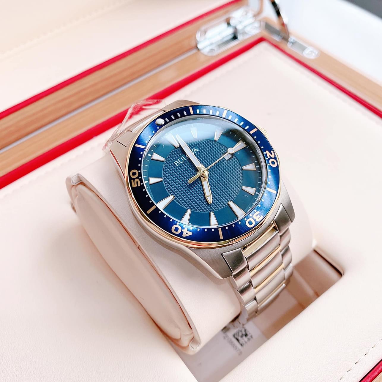 Ảnh 3 của (ĐỒNG HỒ NAM) Bulova Mens Classic Two Tone Blue Dial Stainless Steel Watch 98B329 43mm