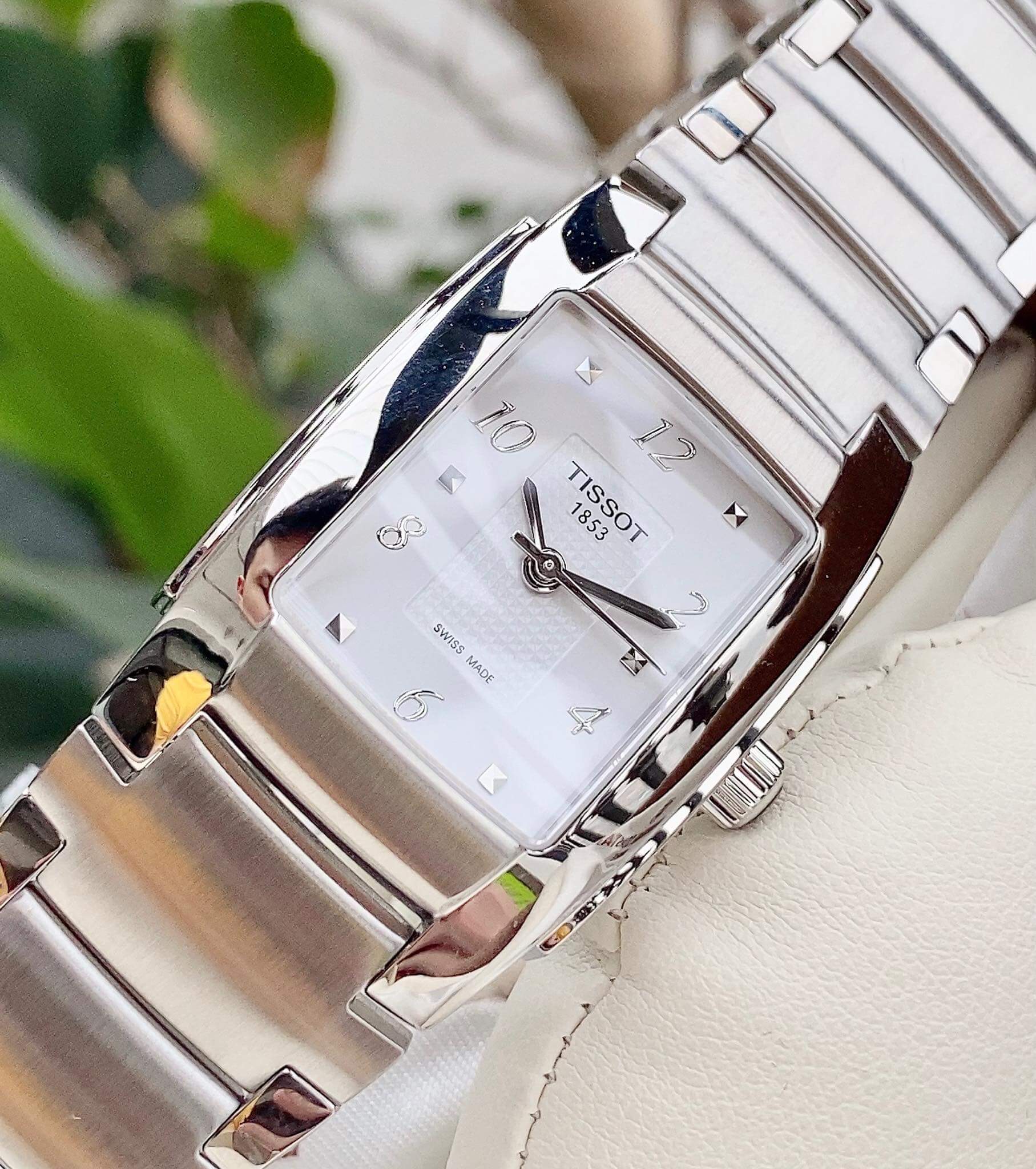 Ảnh 2 của Tissot T0733101101701