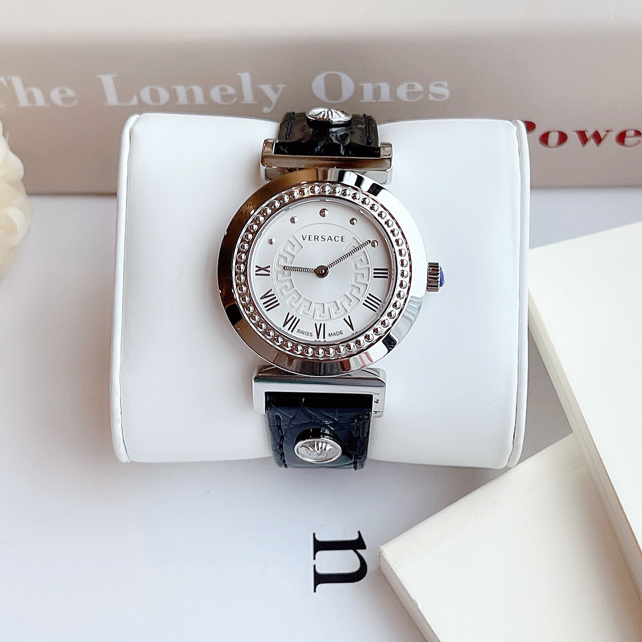 (ĐỒNG HỒ NỮ) Versace P5Q99D001 S009 Vanity Calfskin Silver Dial 35mm