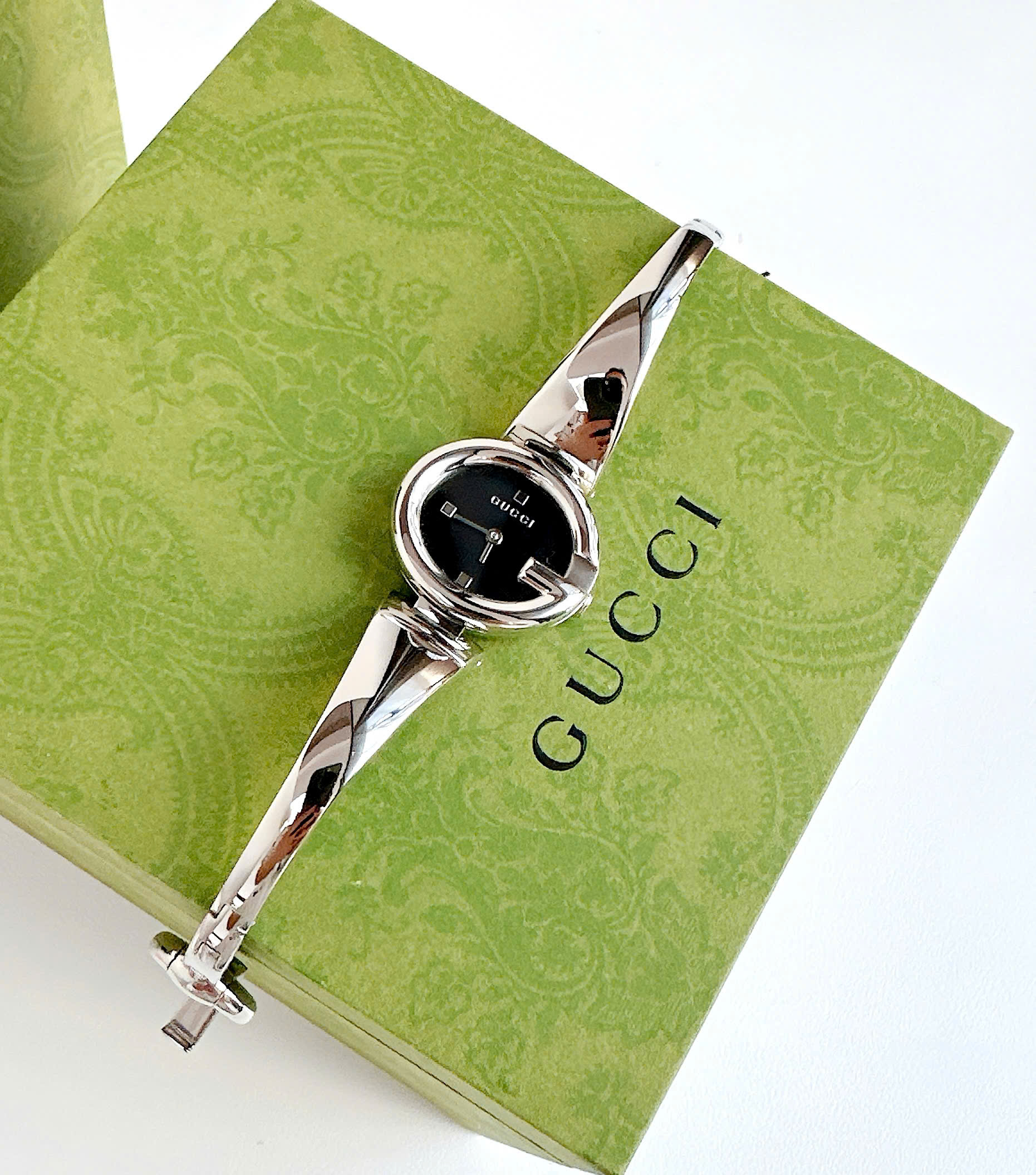 Ảnh 2 của (ĐỒNG HỒ NỮ) Gucci Guccissima Swiss watch 27mm YA134501